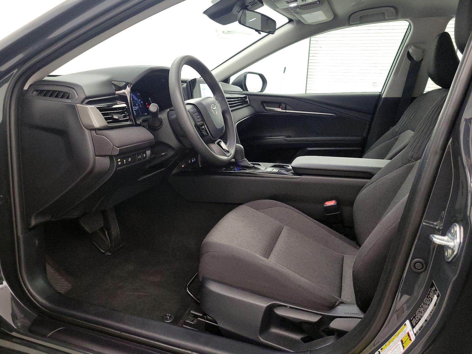 Thumbnail: 2025 Toyota Camry - 11