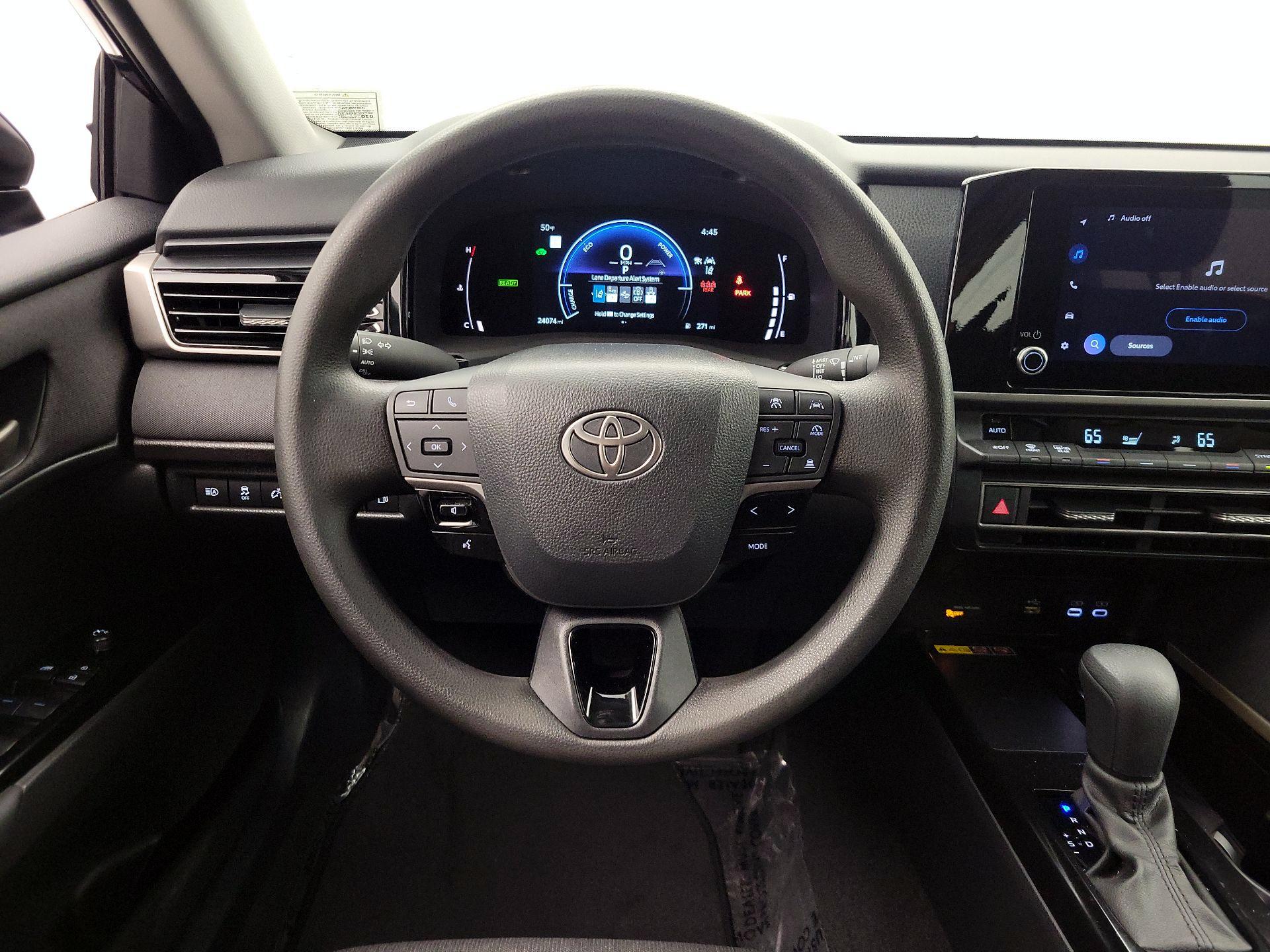 Thumbnail: 2025 Toyota Camry - 10