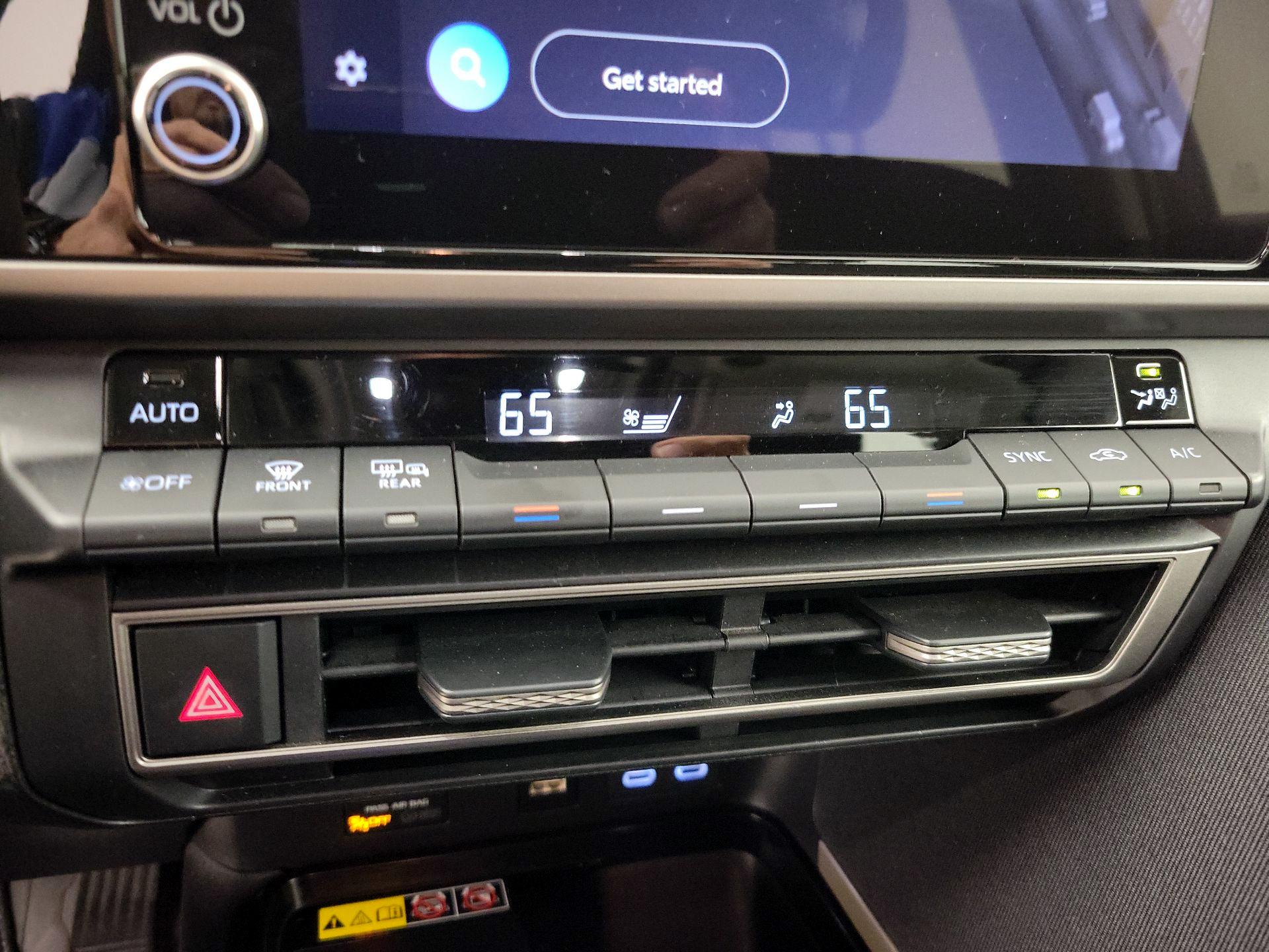 Thumbnail: 2025 Toyota Camry - 16