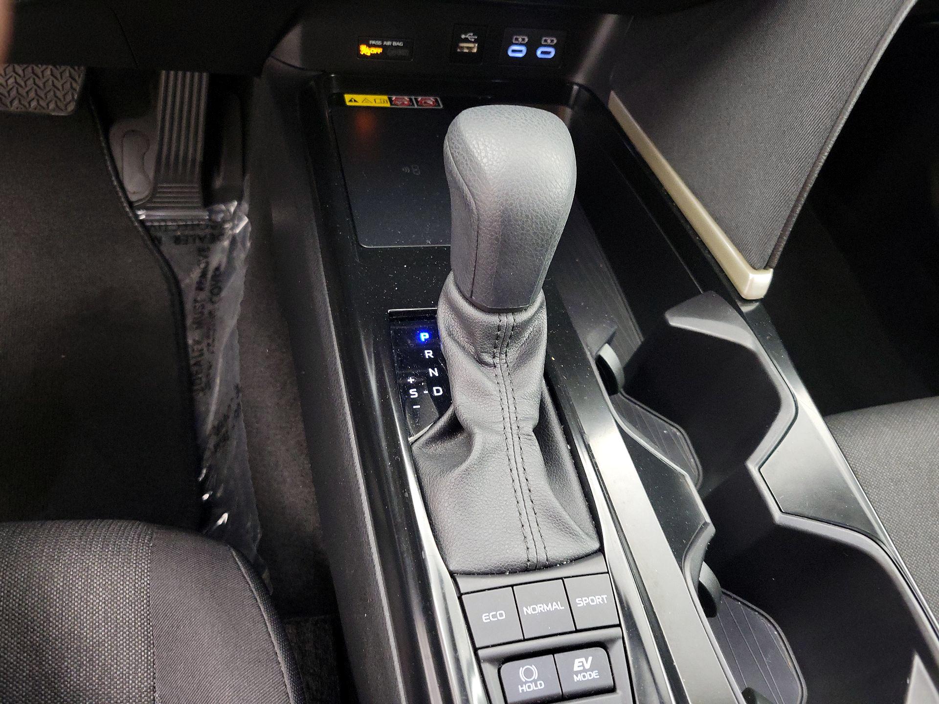 Thumbnail: 2025 Toyota Camry - 17