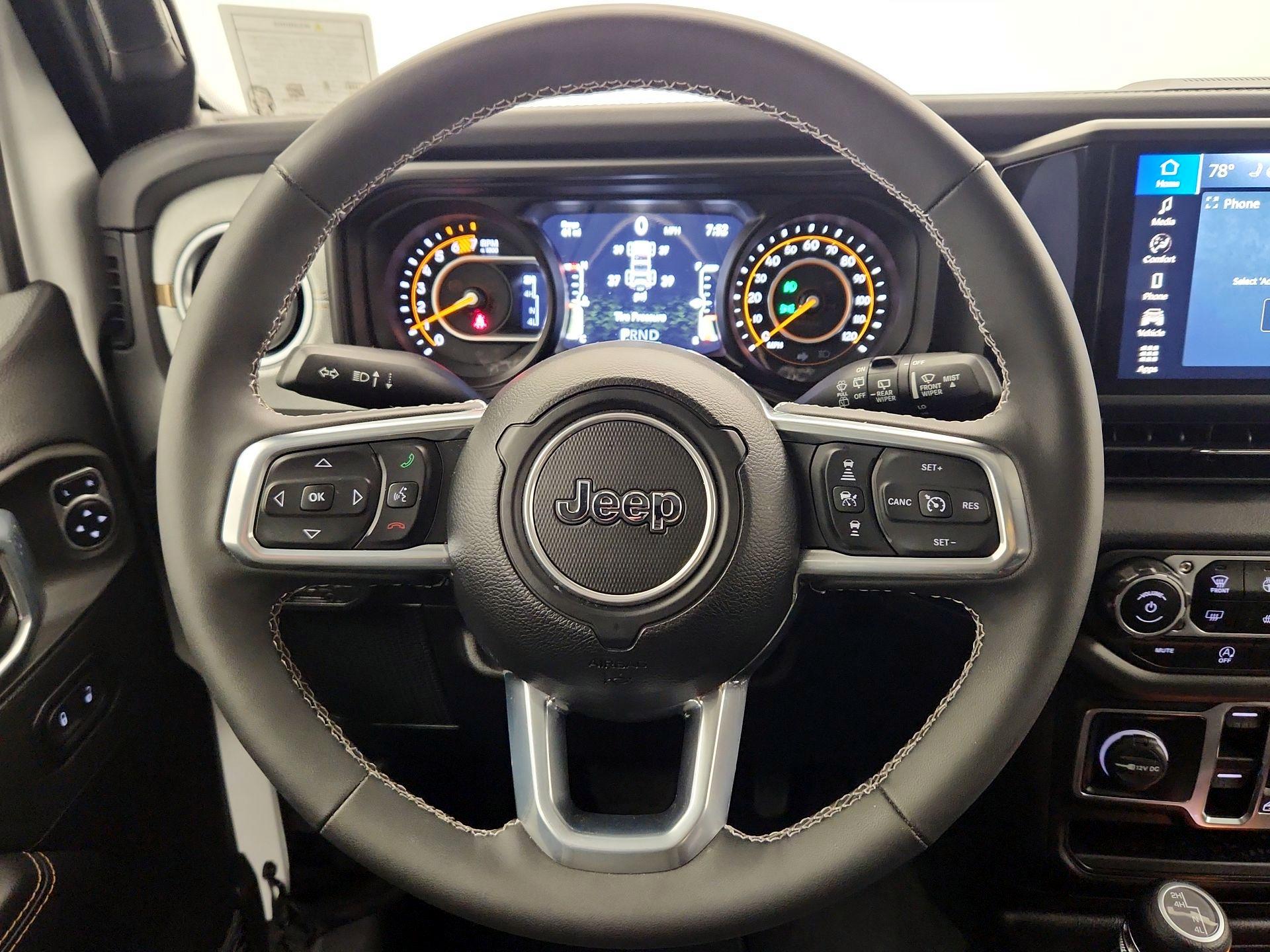 Thumbnail: 2025 Jeep Wrangler - 10