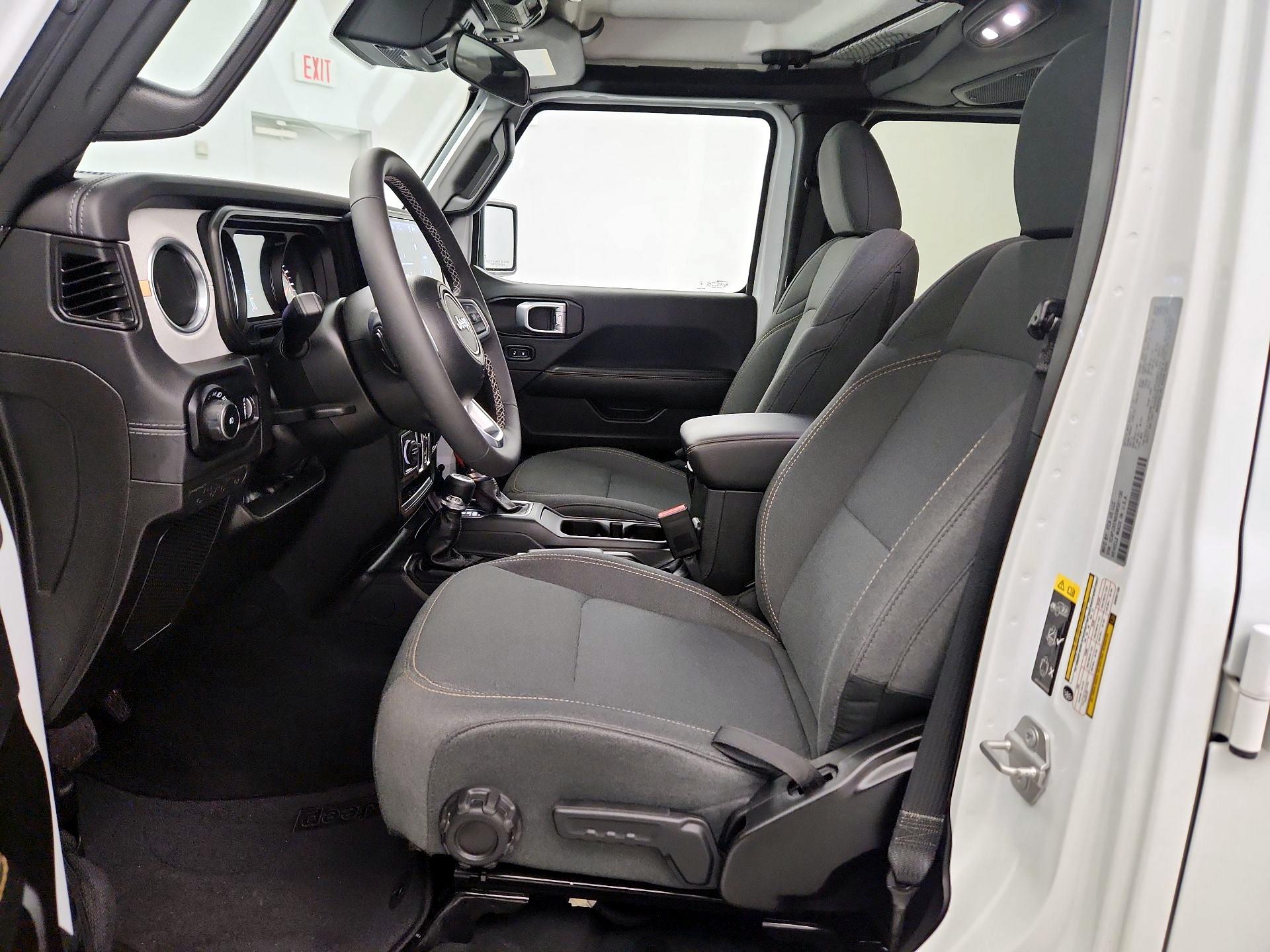 Thumbnail: 2025 Jeep Wrangler - 11