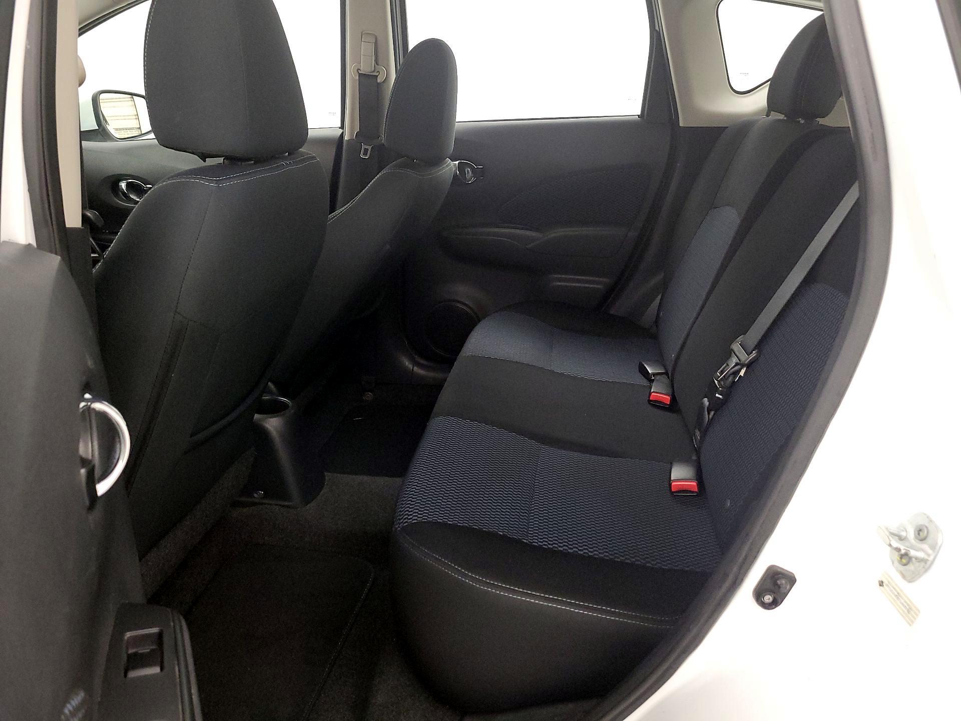 Thumbnail: 2015 Nissan Versa Note - 17