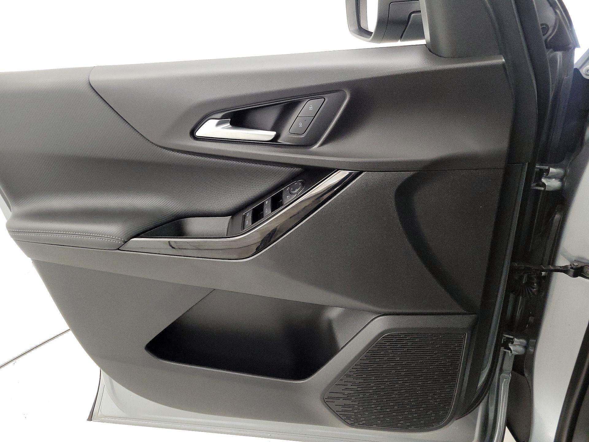 Thumbnail: 2025 Chevrolet Equinox - 12