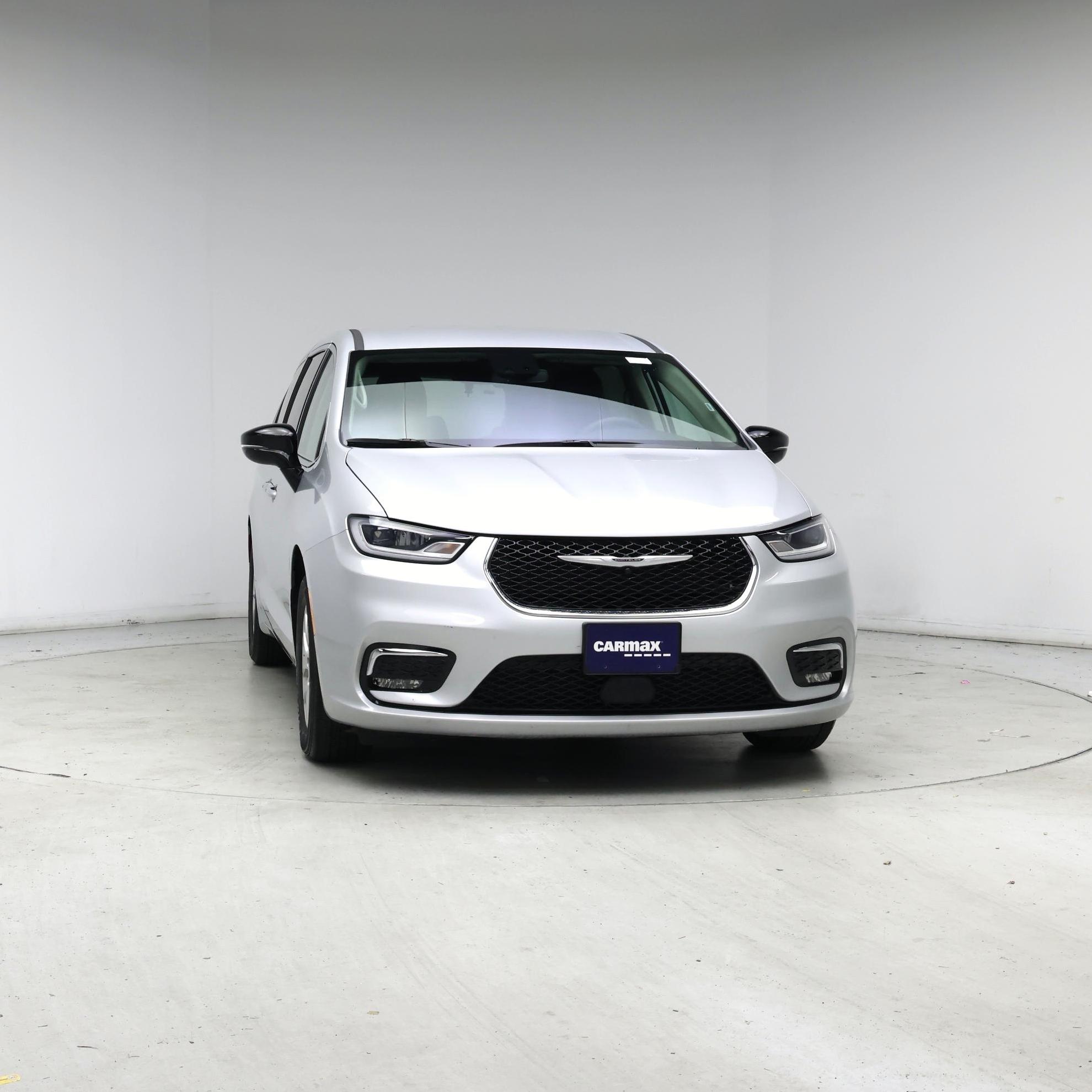 Thumbnail: 2024 Chrysler Pacifica - 5