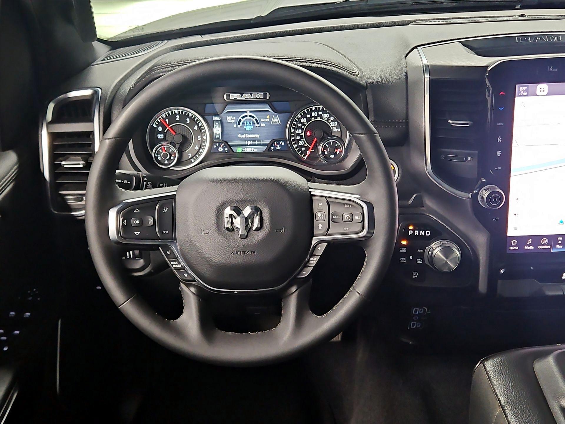 Thumbnail: 2025 RAM 1500 - 10