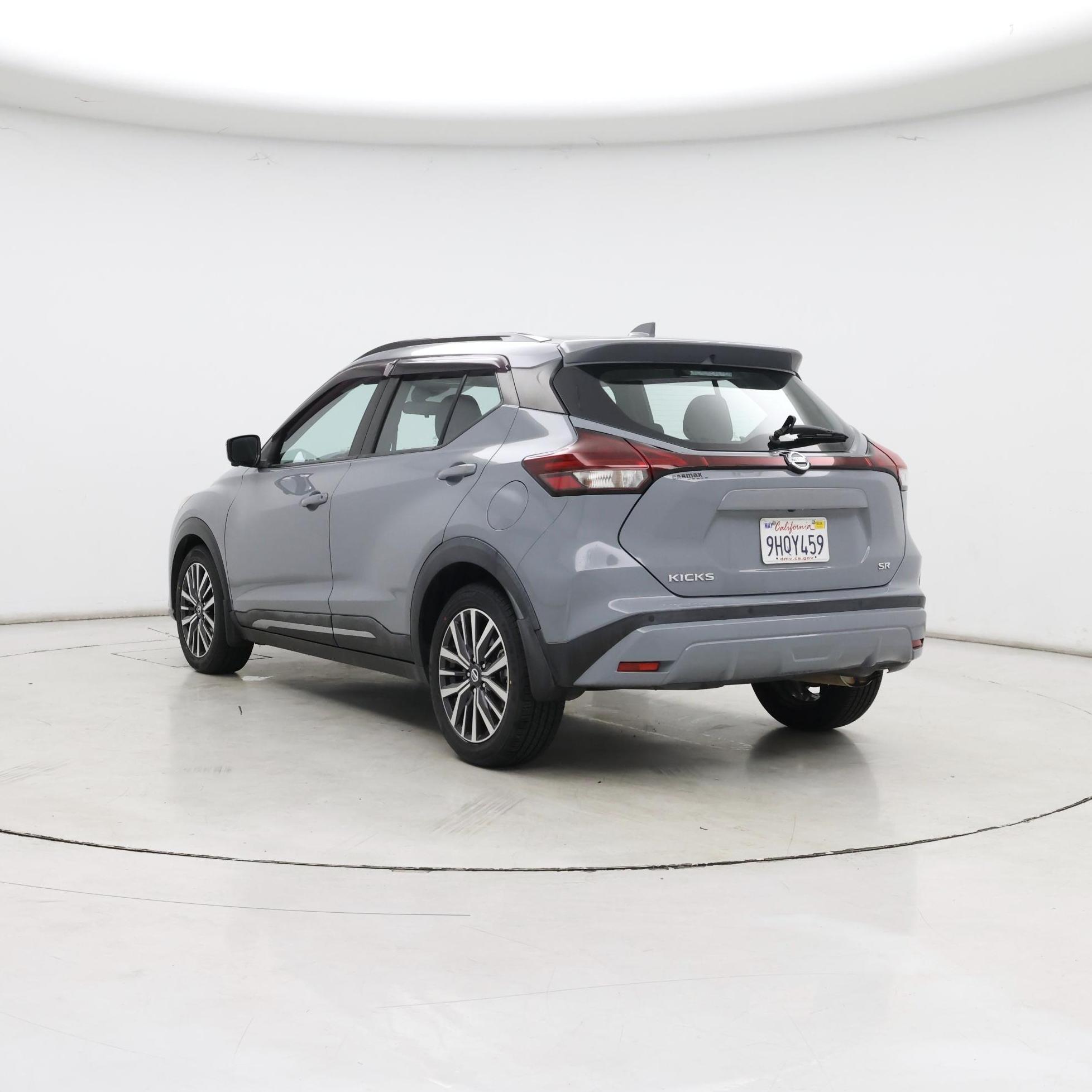 Thumbnail: 2021 Nissan Kicks - 2