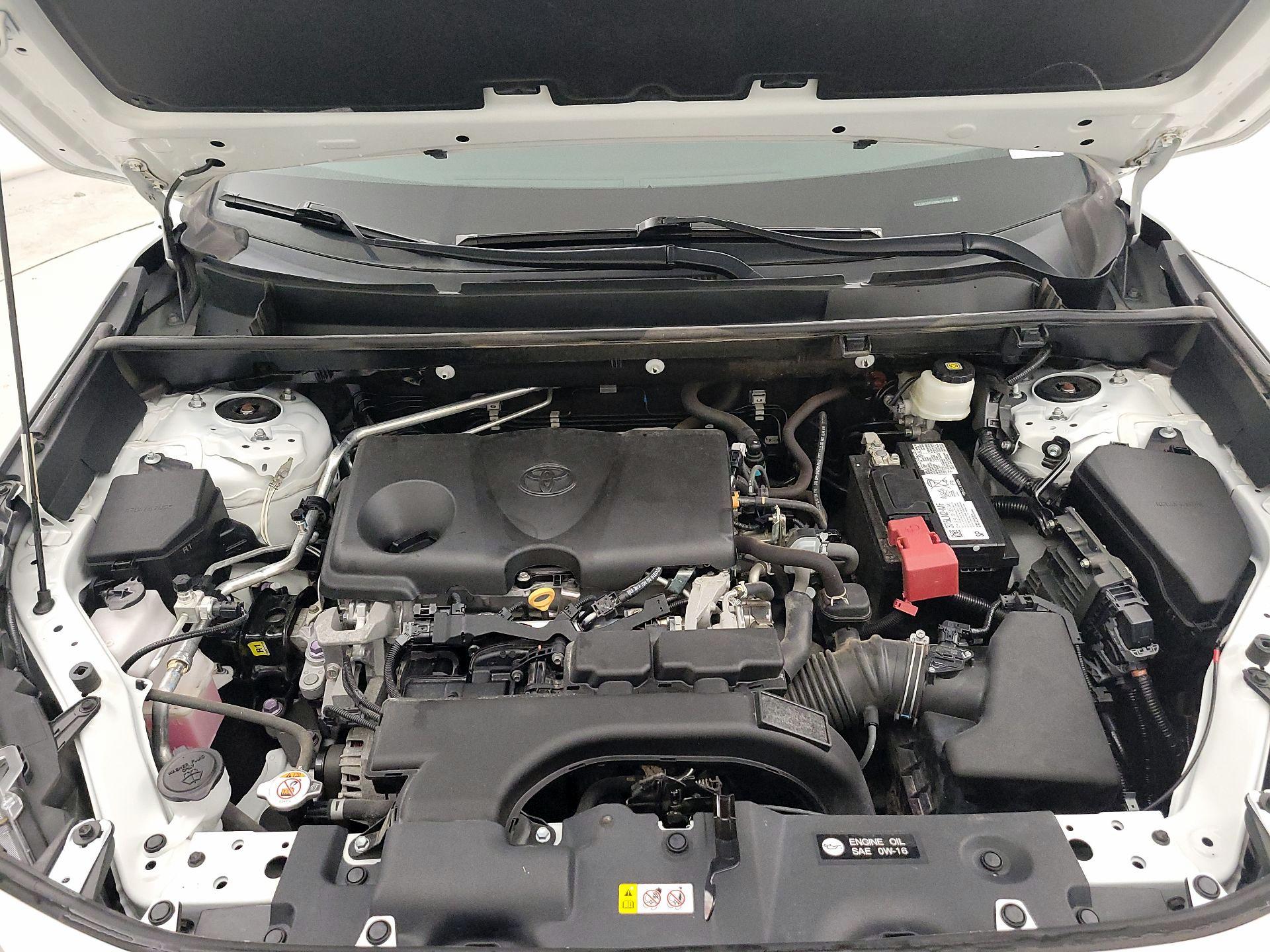 Thumbnail: 2021 Toyota RAV4 - 20