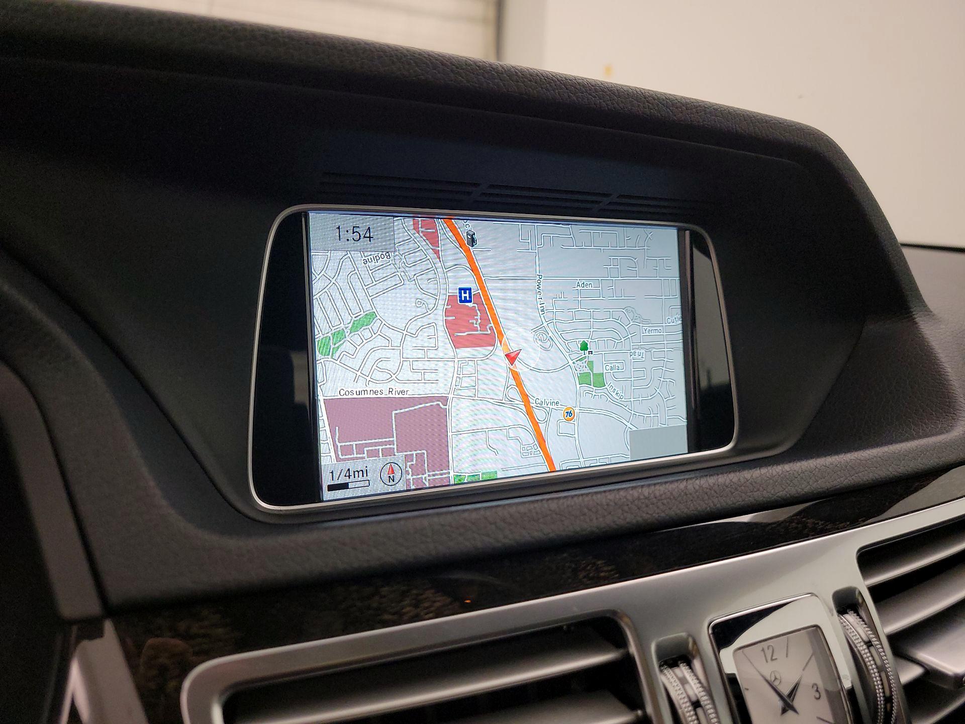 Thumbnail: 2015 Mercedes-Benz E-Class - 14