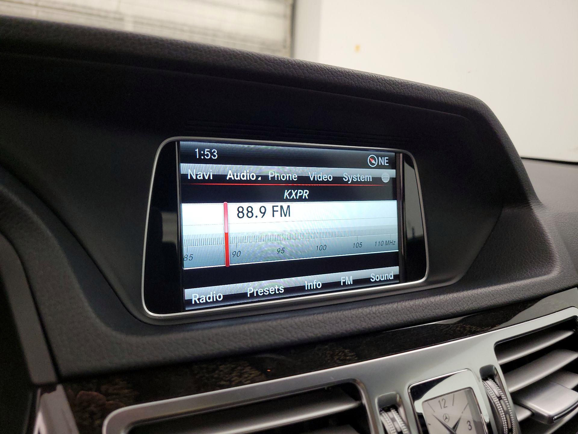 Thumbnail: 2015 Mercedes-Benz E-Class - 16