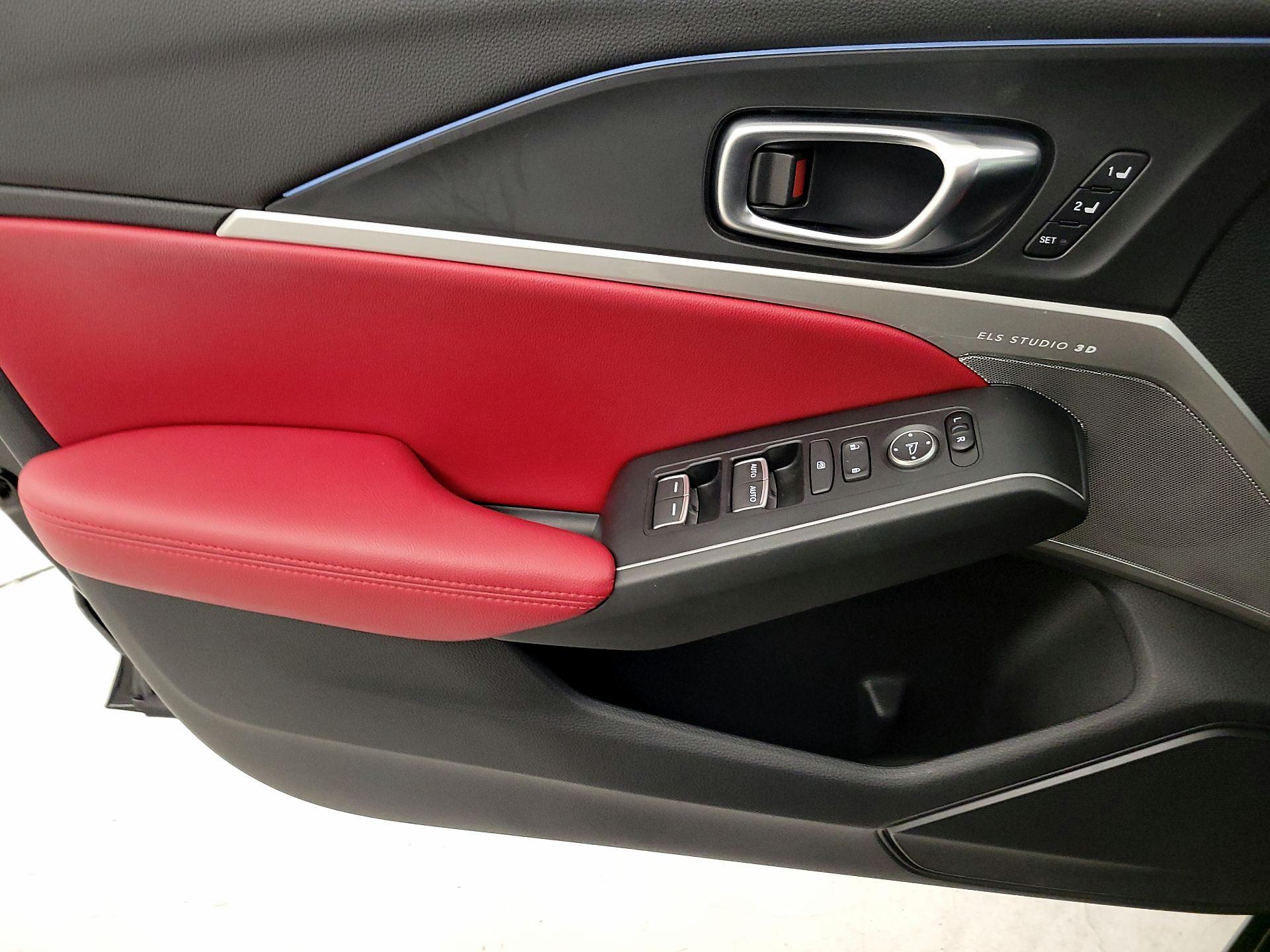 Thumbnail: 2023 Acura Integra - 12