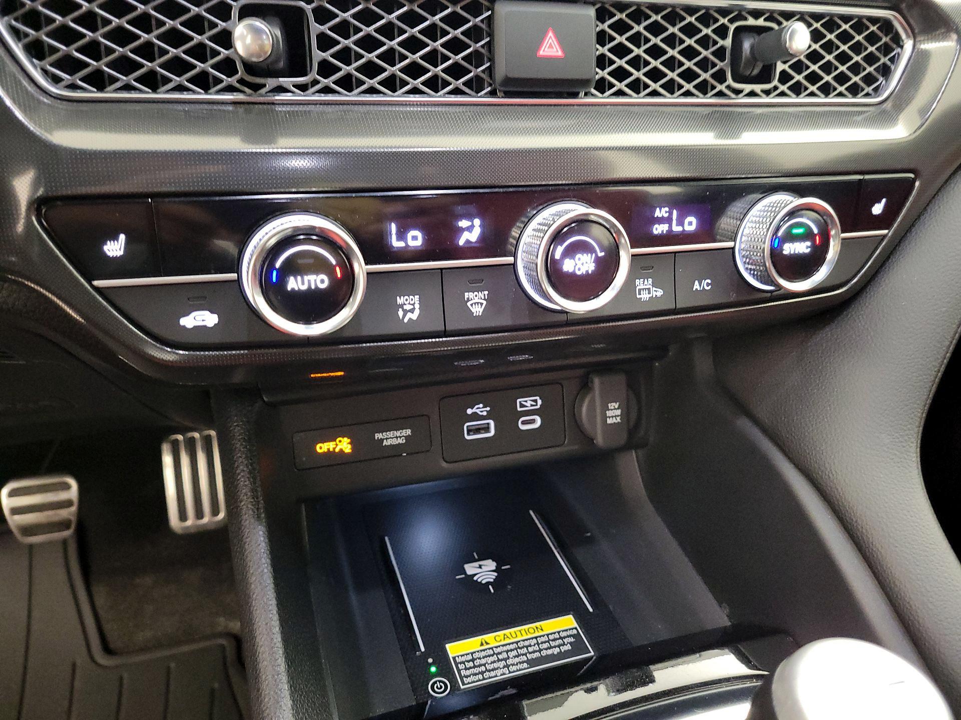 Thumbnail: 2023 Acura Integra - 15