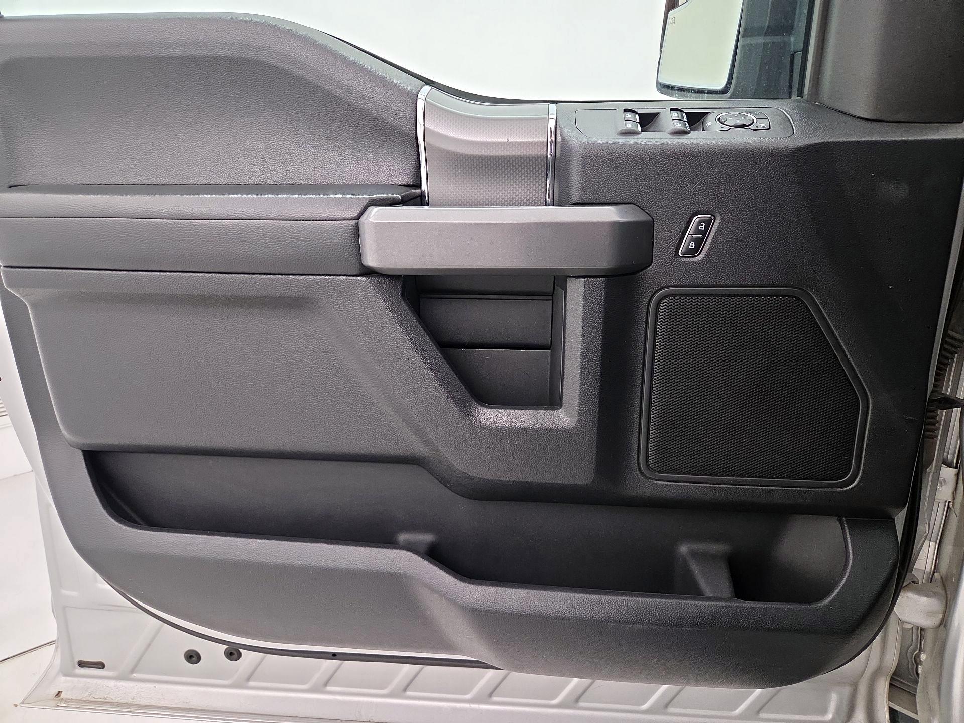 Thumbnail: 2016 Ford F-150 - 12