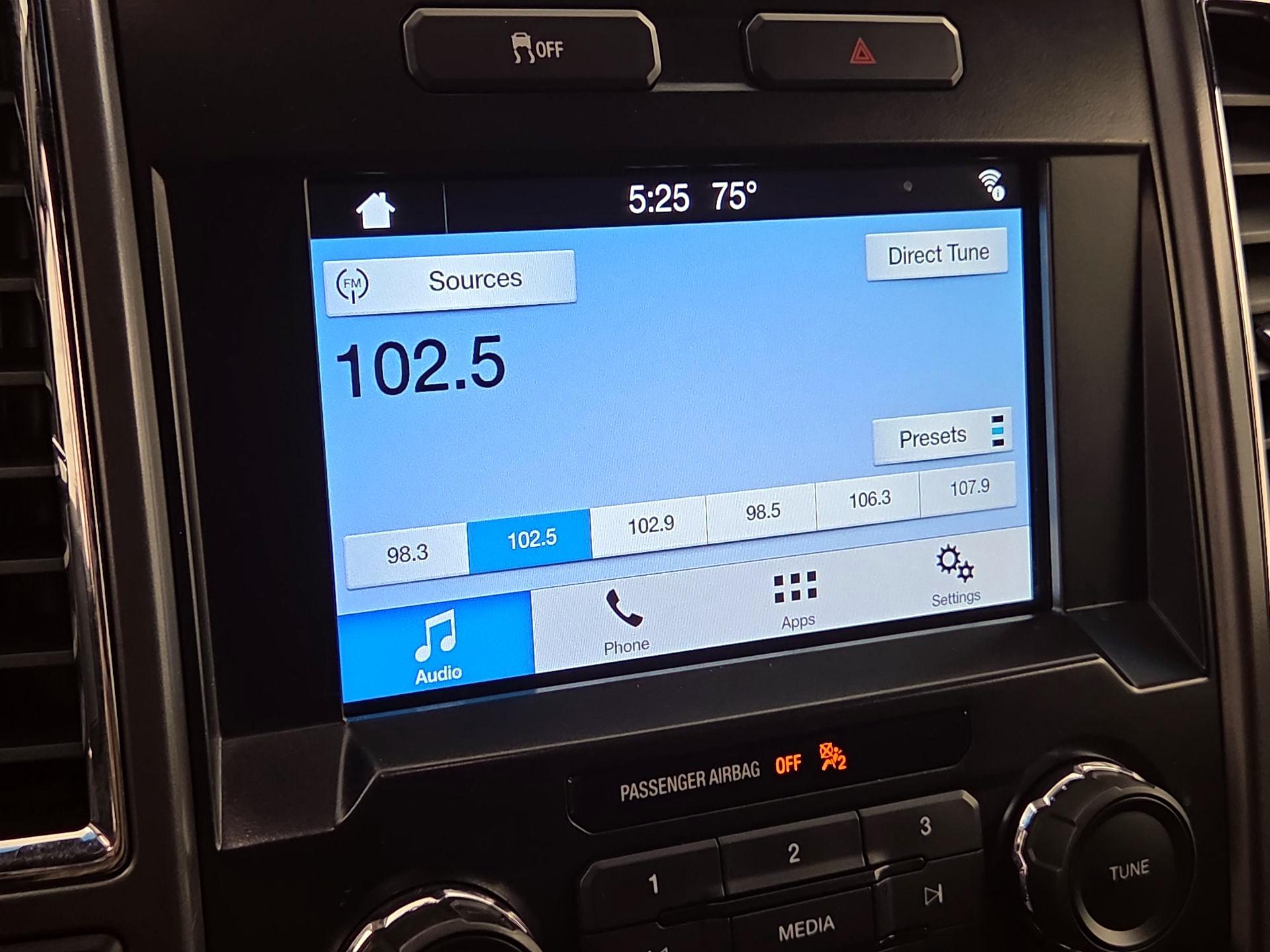 Thumbnail: 2016 Ford F-150 - 15