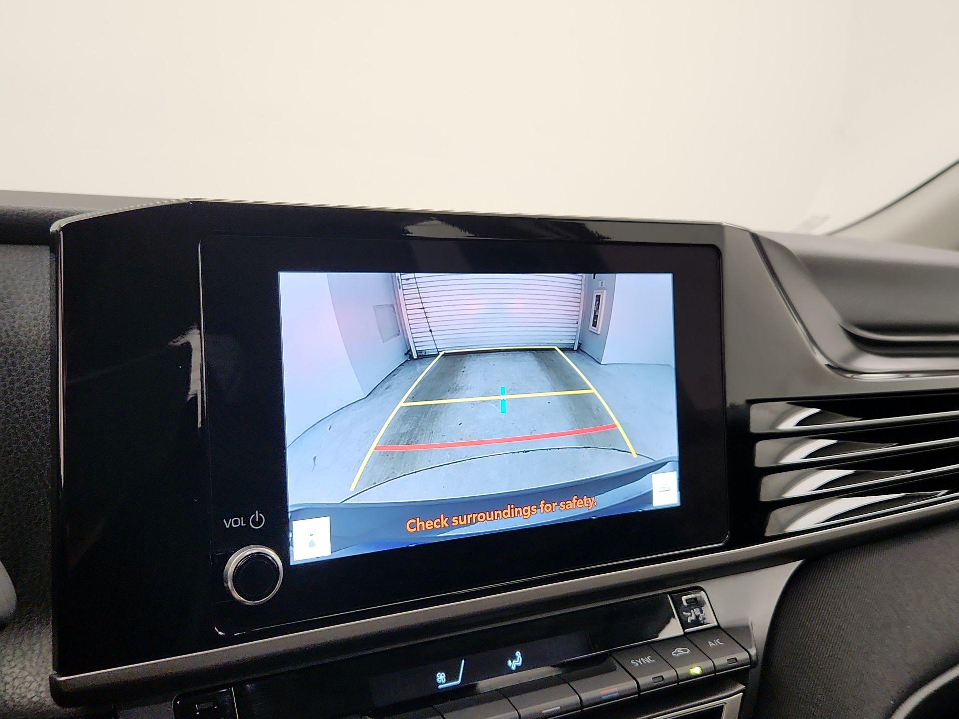 Thumbnail: 2025 Toyota Camry - 15