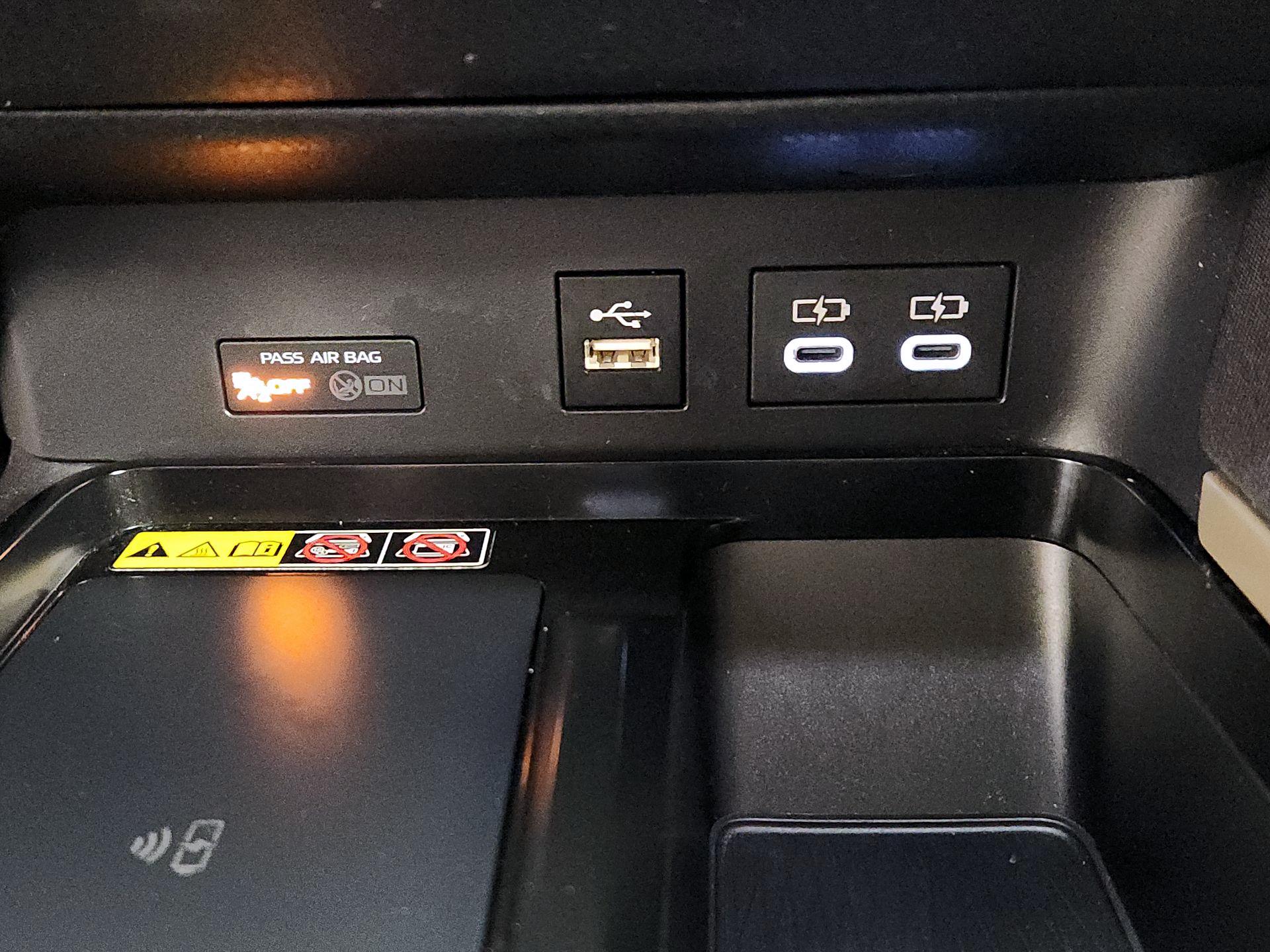 Thumbnail: 2025 Toyota Camry - 19