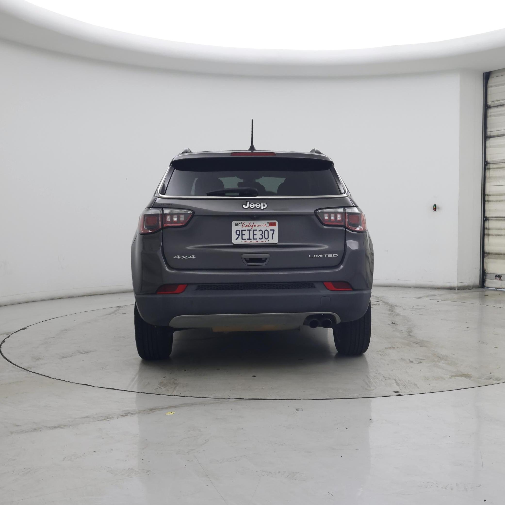 Thumbnail: 2020 Jeep Compass - 6