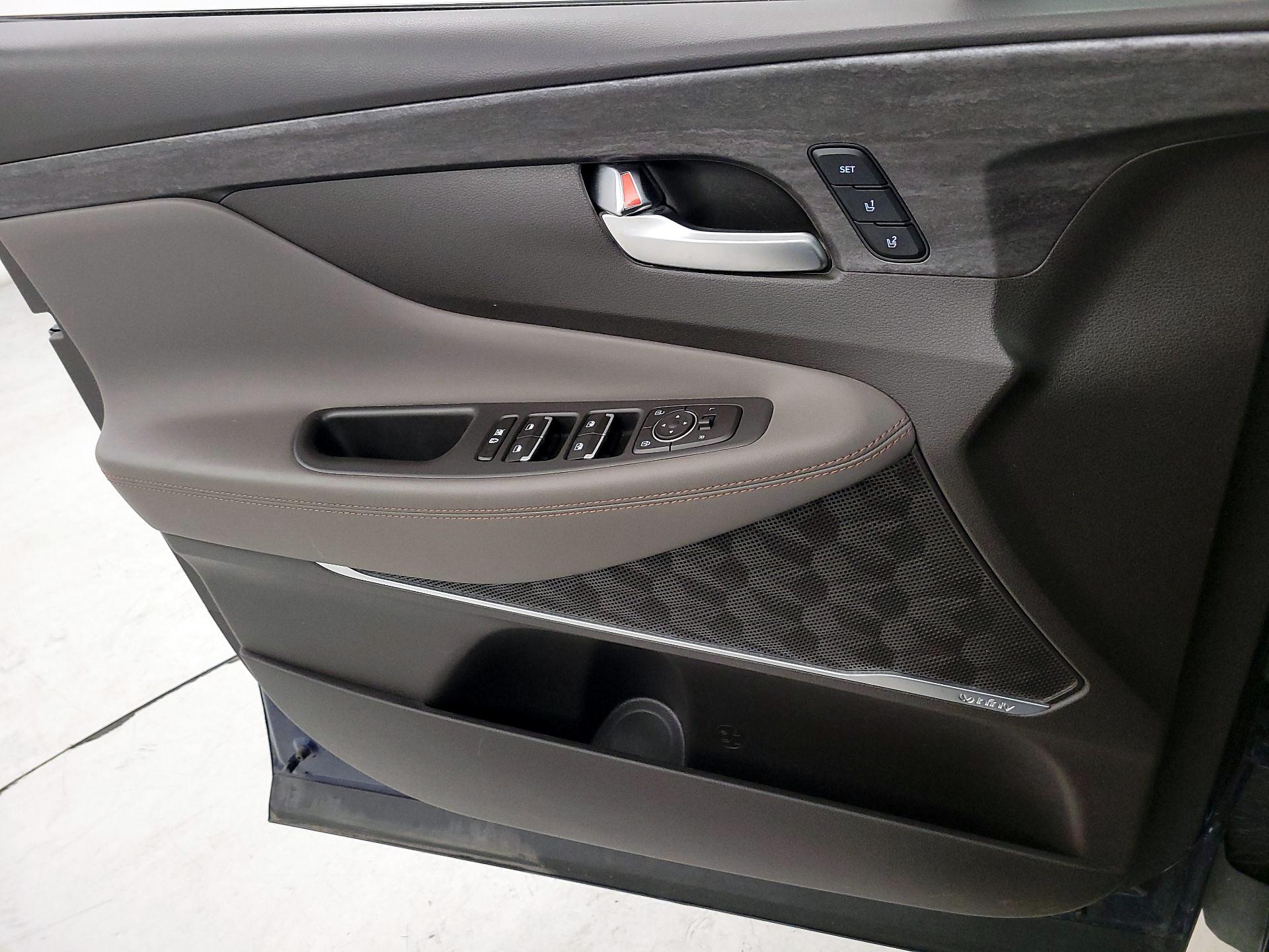 Thumbnail: 2020 Hyundai Santa Fe - 12