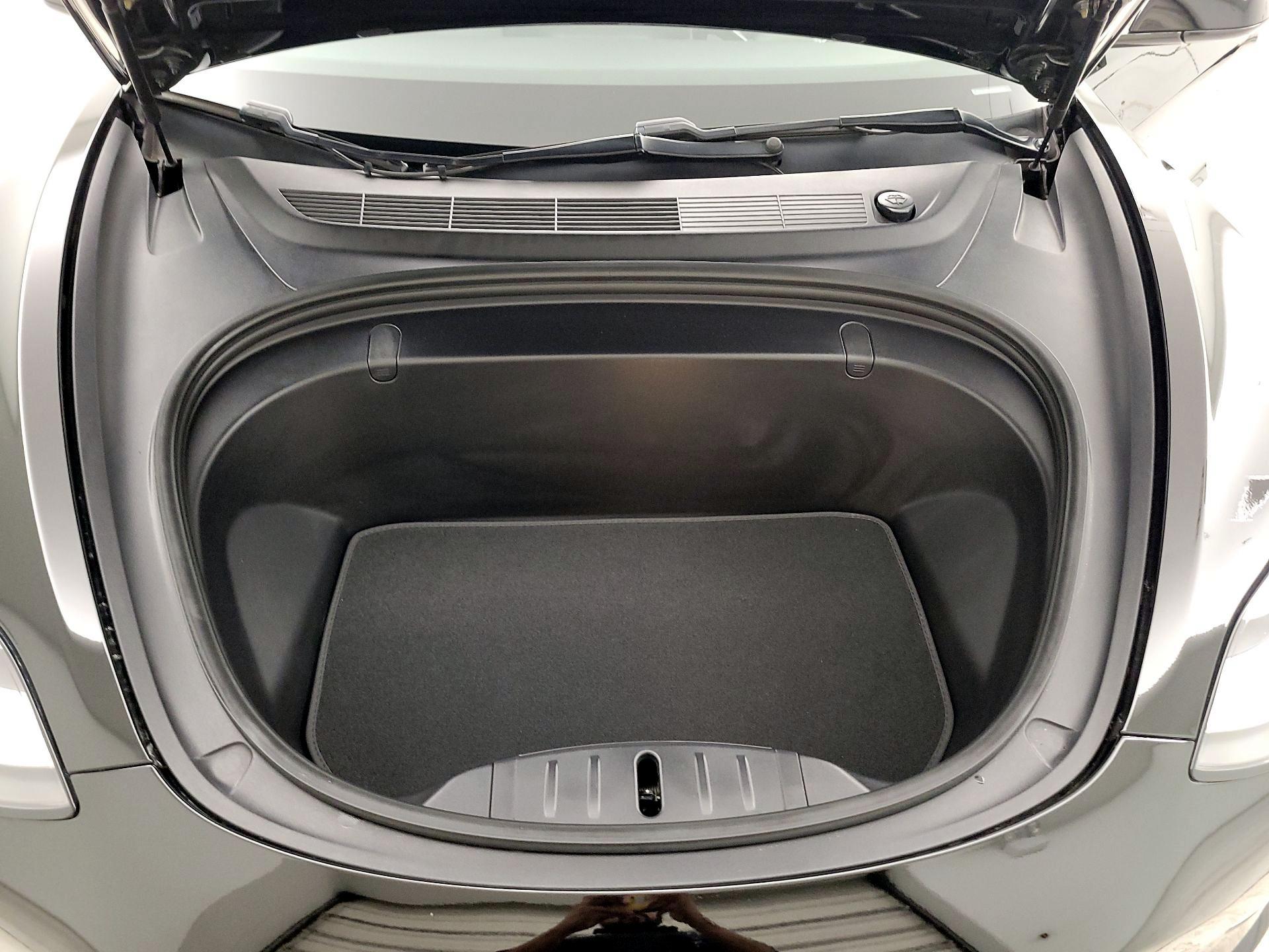 Thumbnail: 2019 Tesla Model 3 - 20