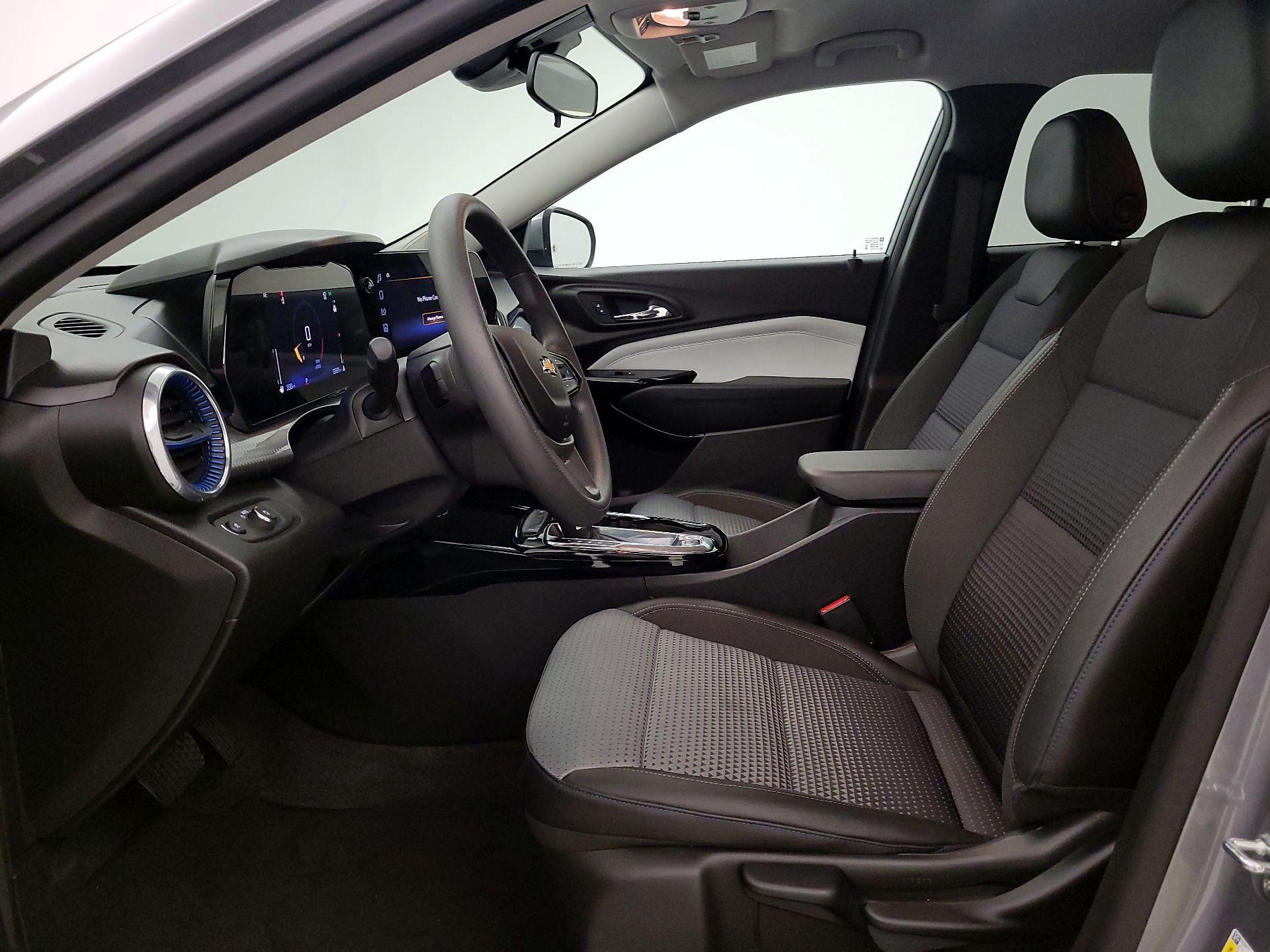 Thumbnail: 2025 Chevrolet Trax - 11