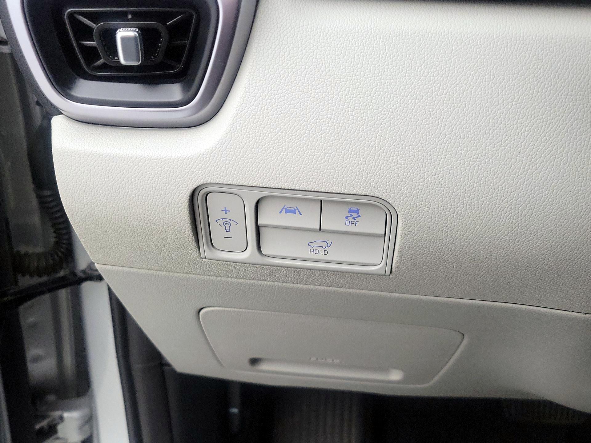 Thumbnail: 2023 Kia Sorento - 13