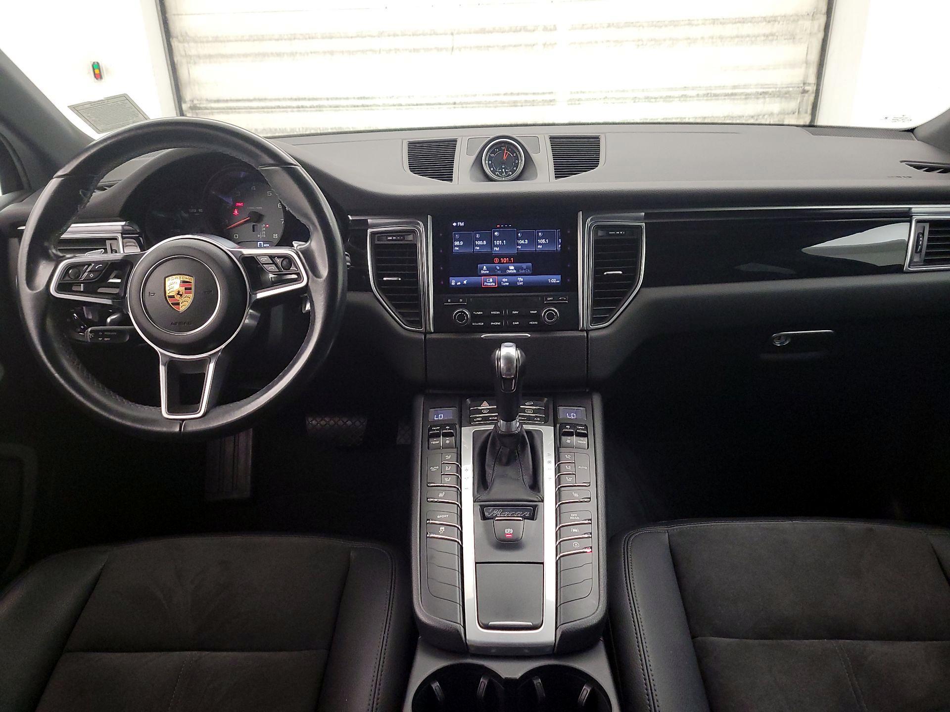 Thumbnail: 2018 Porsche Macan - 9