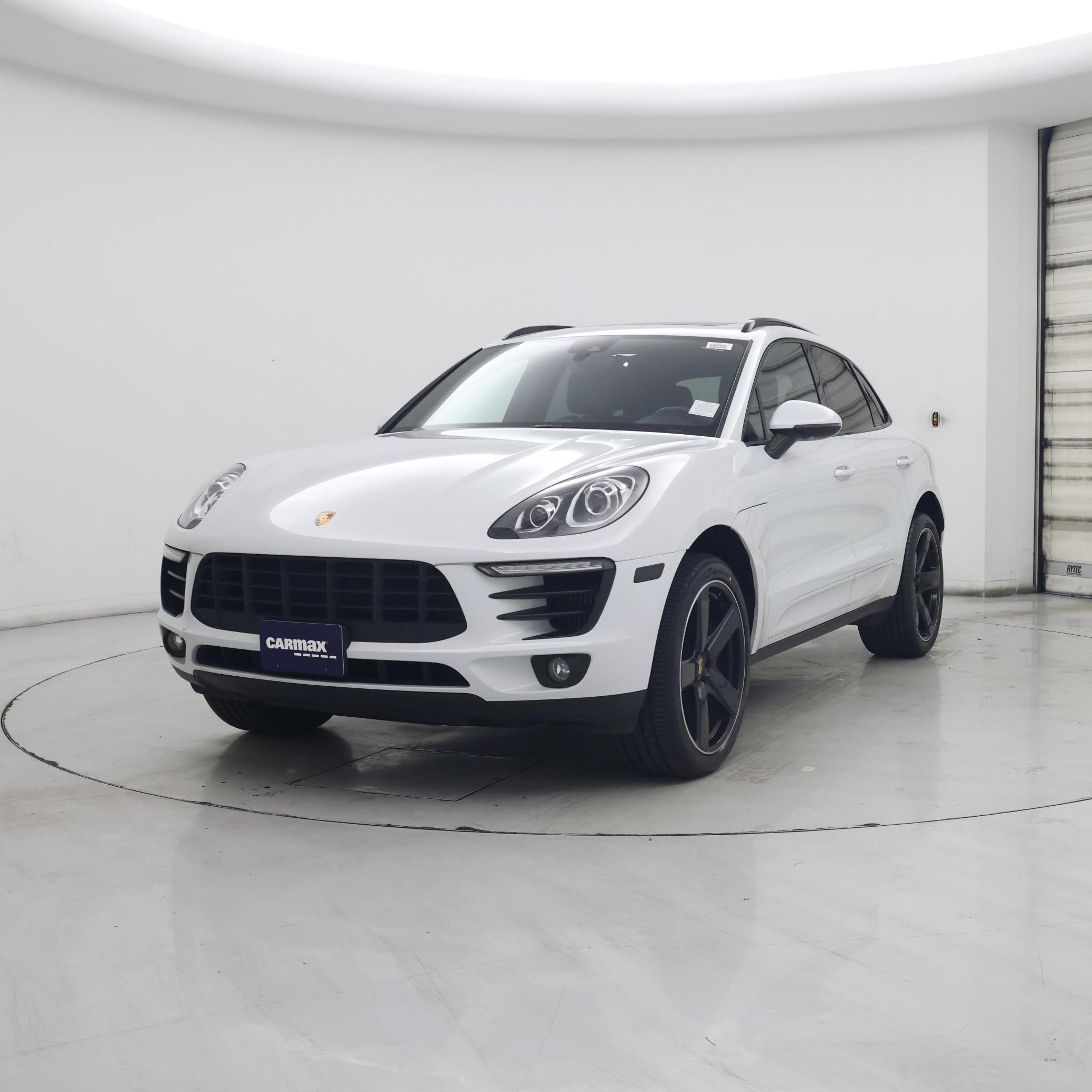 Thumbnail: 2018 Porsche Macan - 4