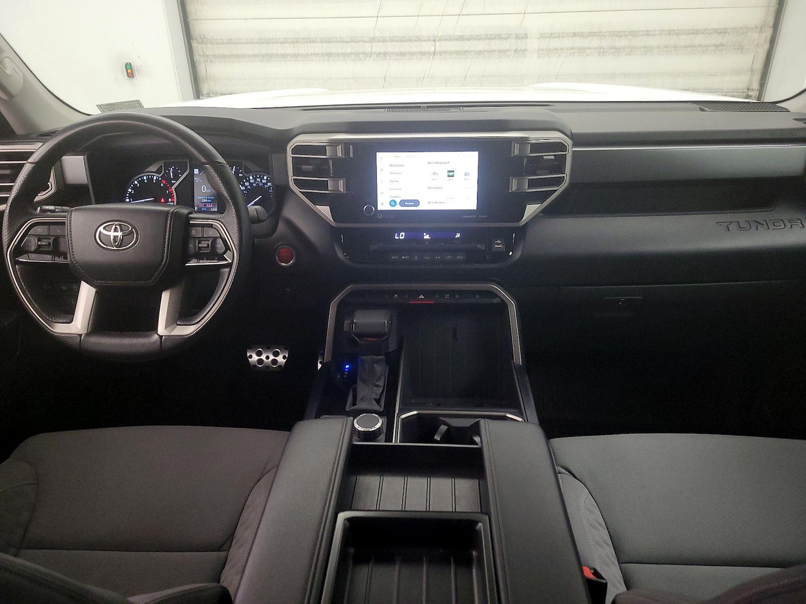 2023 Toyota Tundra SR5 - Photo 10
