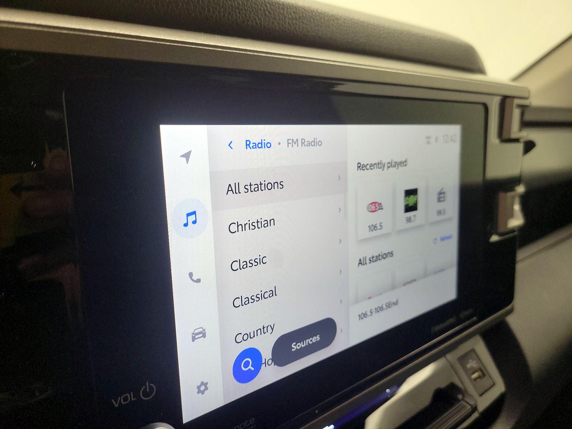 Thumbnail: 2023 Toyota Tundra - 15