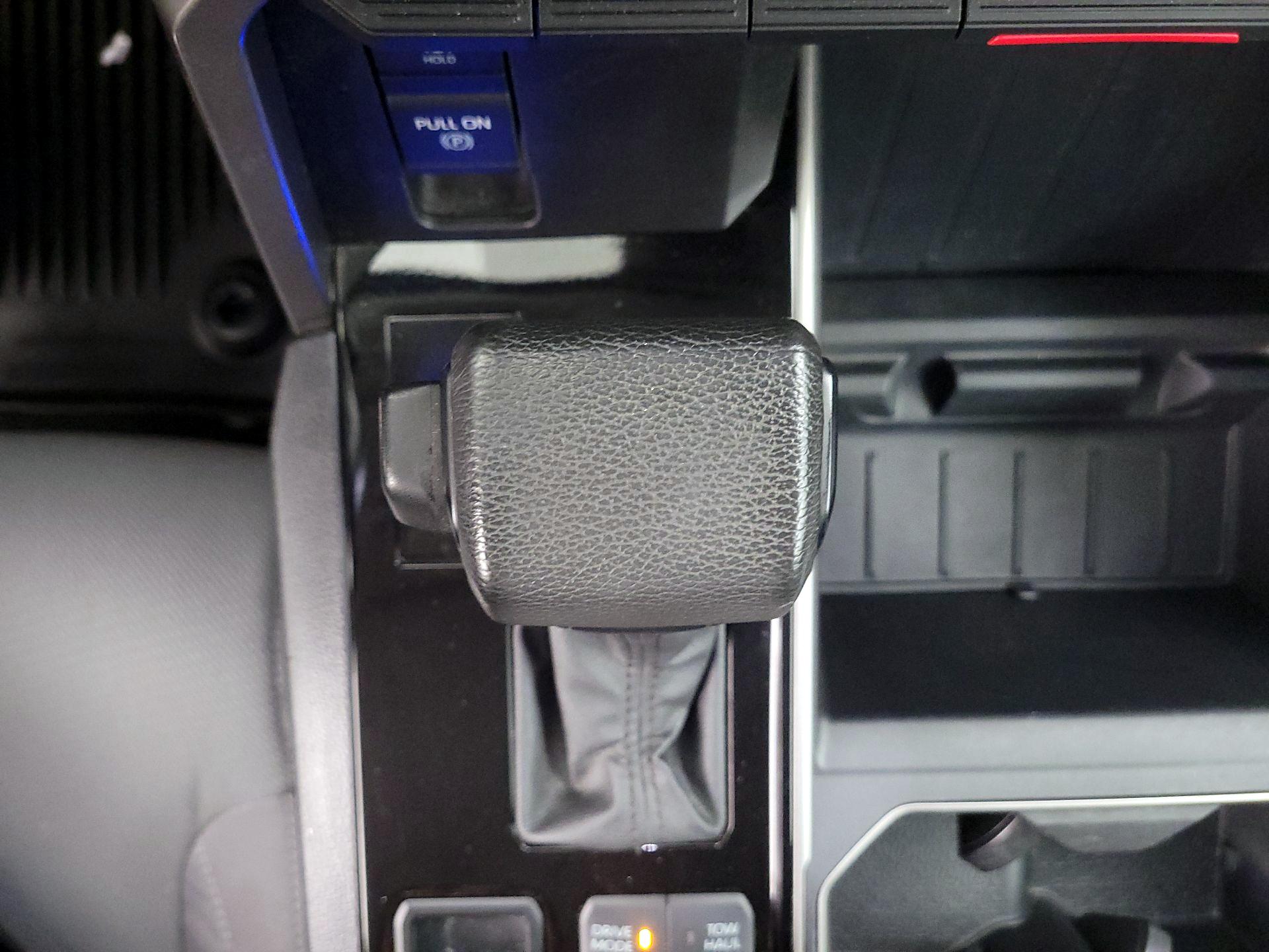 Thumbnail: 2023 Toyota Tundra - 17