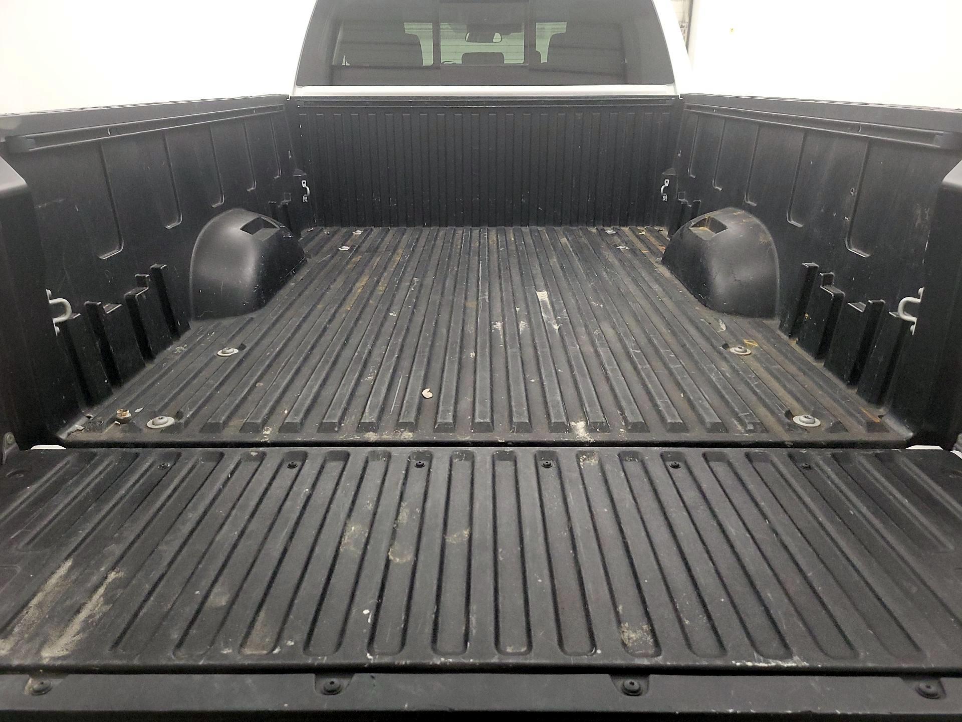 Thumbnail: 2023 Toyota Tundra - 19