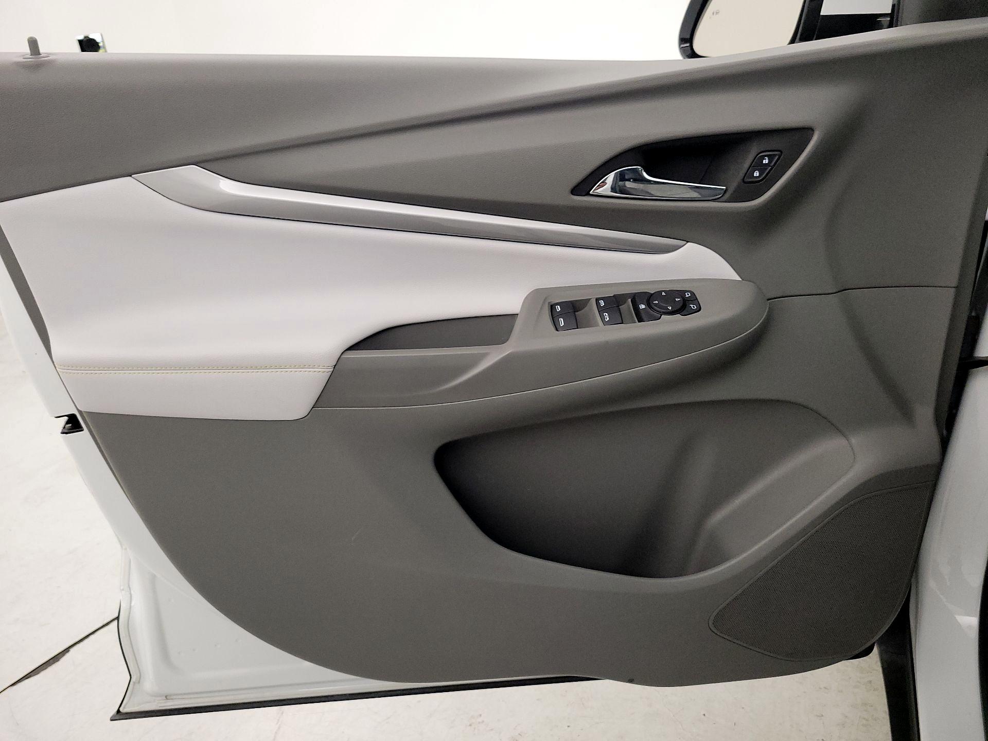 Thumbnail: 2022 Chevrolet Bolt EUV - 12