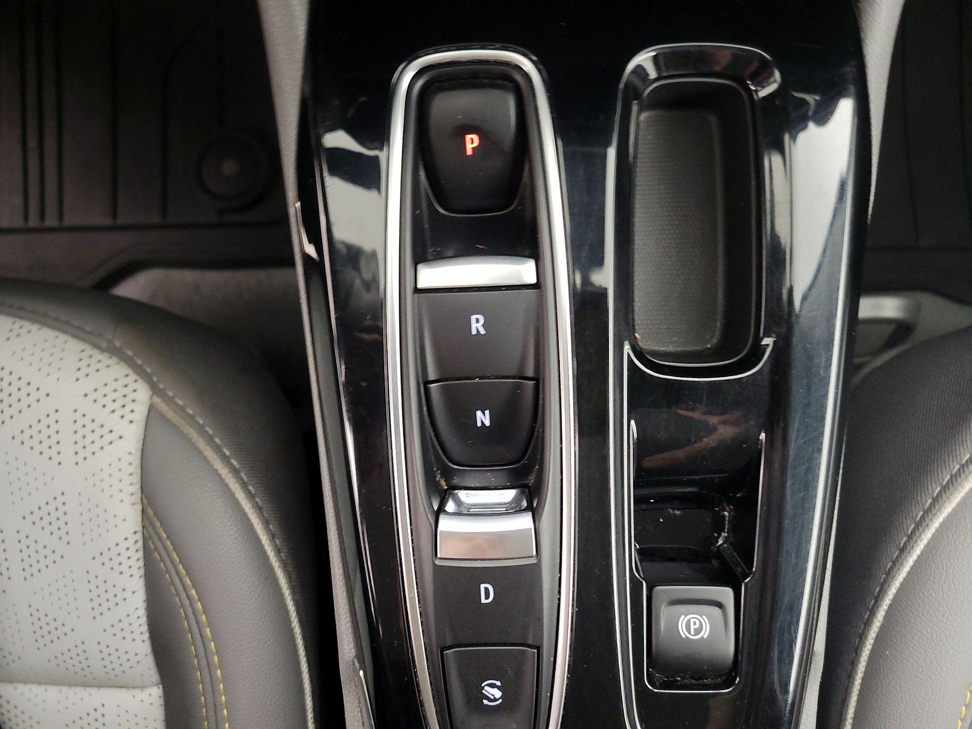 Thumbnail: 2022 Chevrolet Bolt EUV - 17