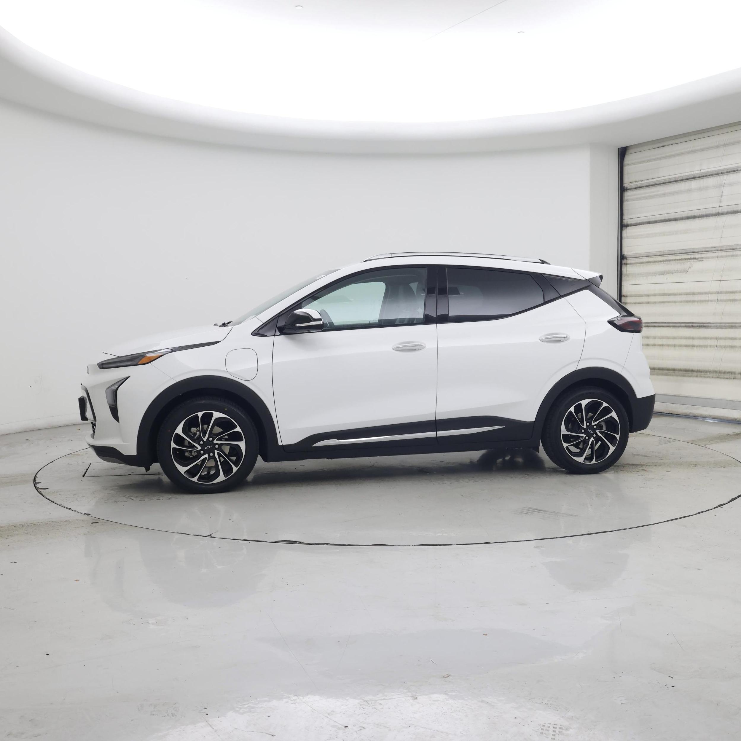 Thumbnail: 2022 Chevrolet Bolt EUV - 3