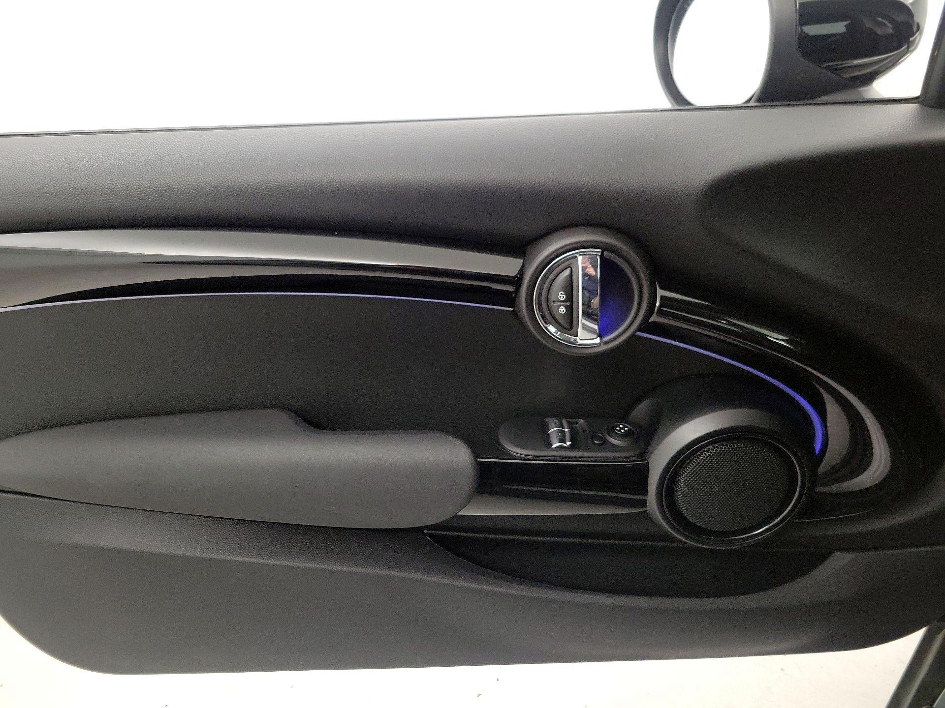 Thumbnail: 2022 MINI Cooper Hardtop - 12