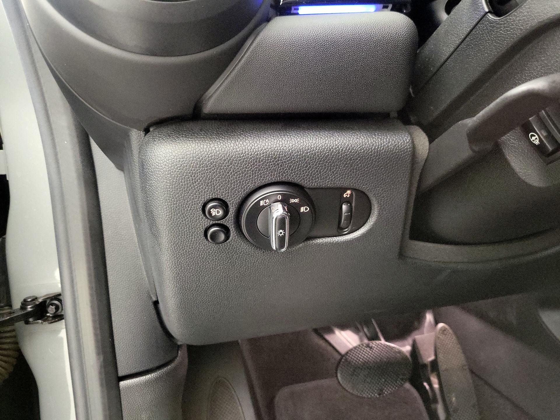 Thumbnail: 2022 MINI Cooper Hardtop - 13