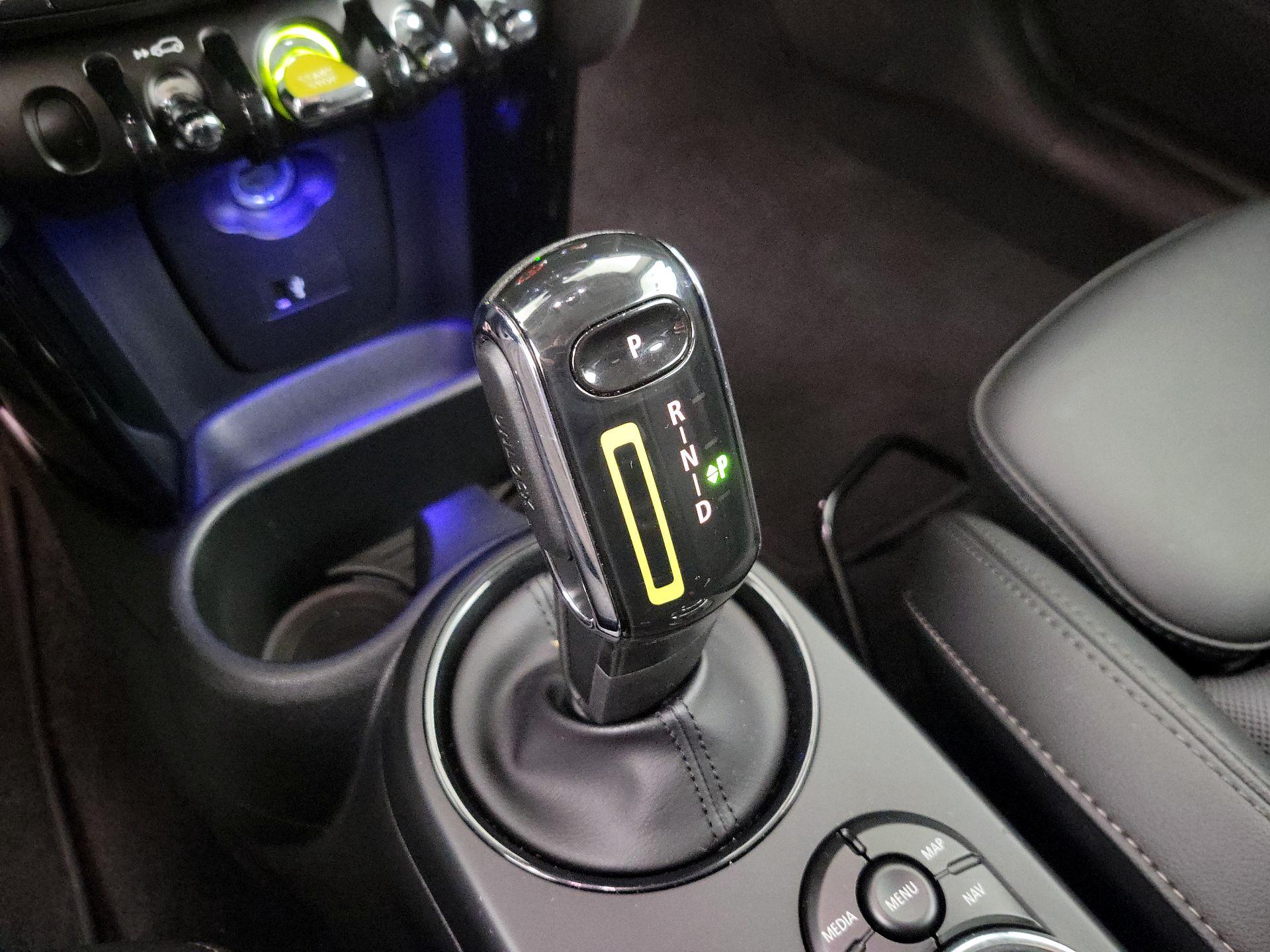 Thumbnail: 2022 MINI Cooper Hardtop - 17