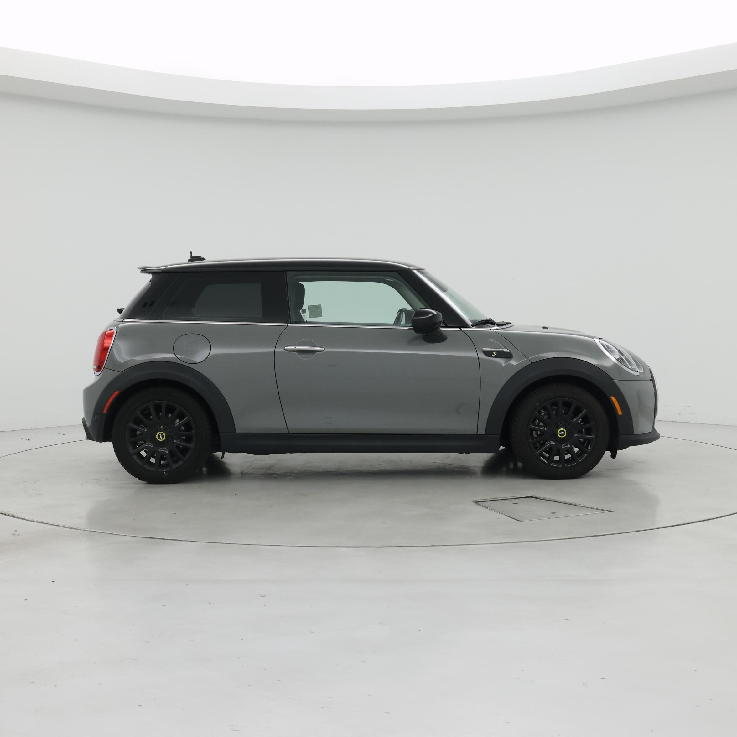 Thumbnail: 2022 MINI Cooper Hardtop - 7