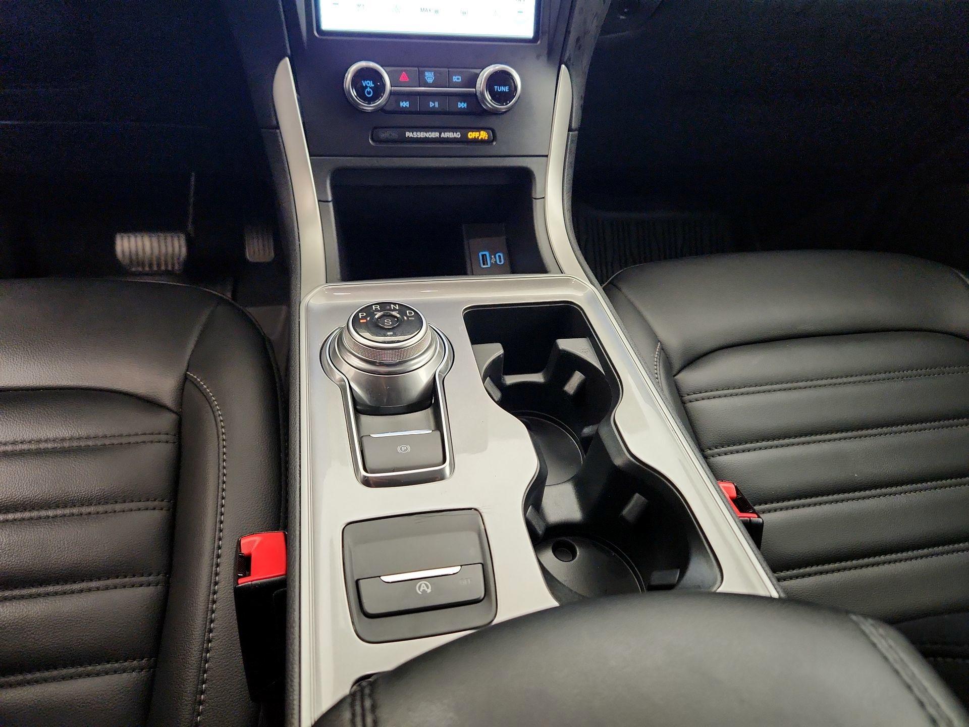 Thumbnail: 2024 Ford Edge - 17