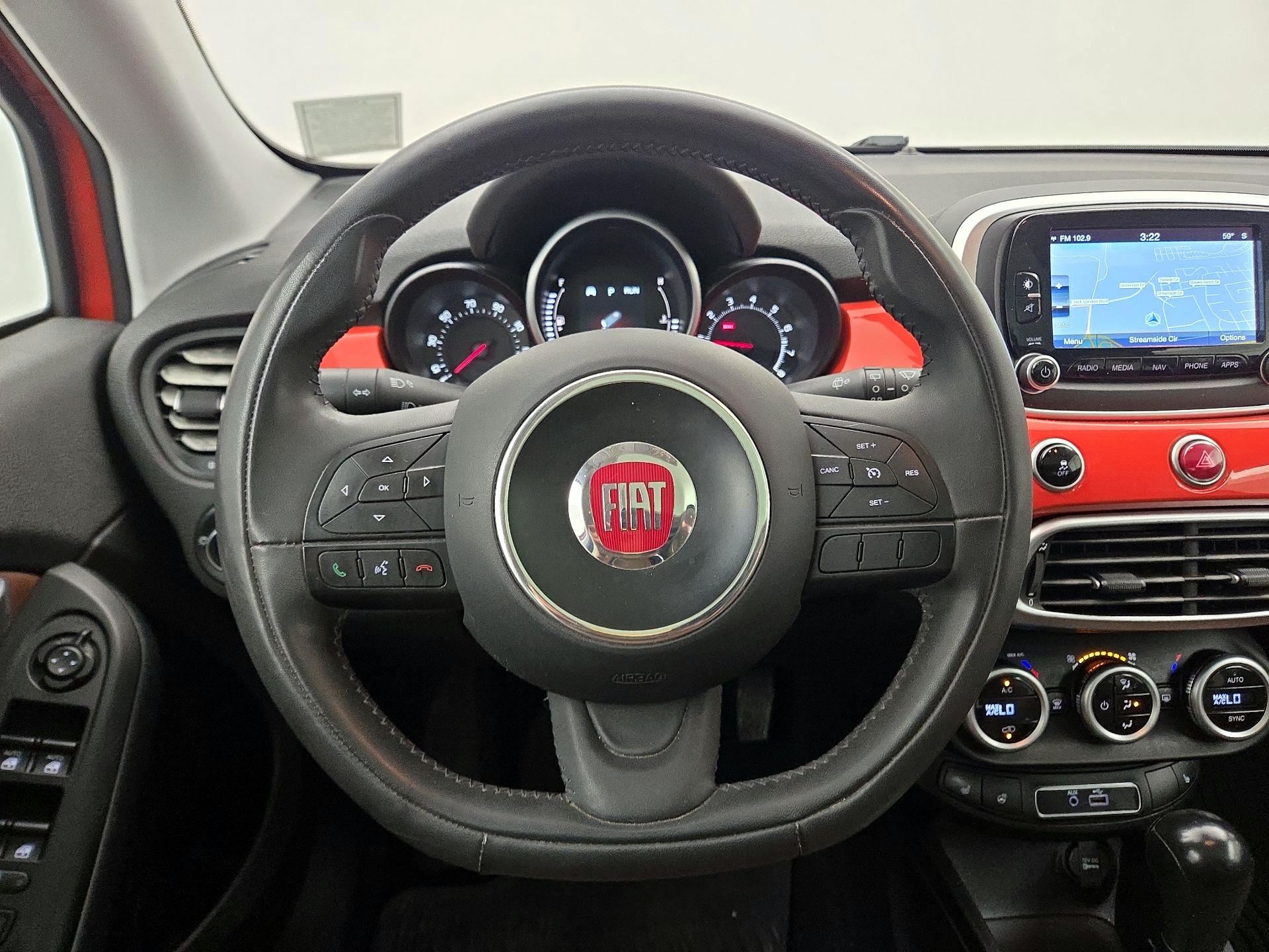 Thumbnail: 2016 Fiat 500X - 10
