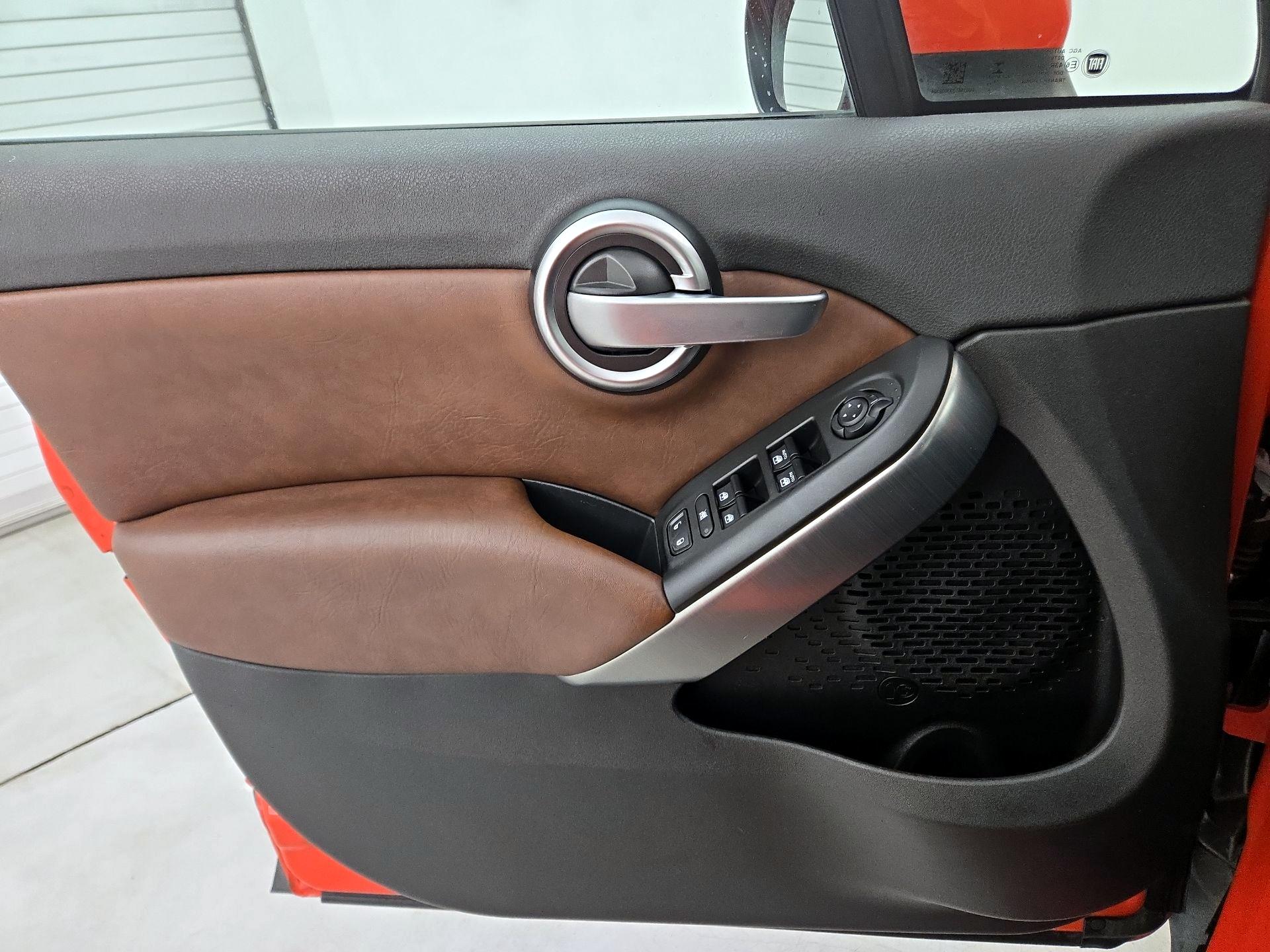 Thumbnail: 2016 Fiat 500X - 12