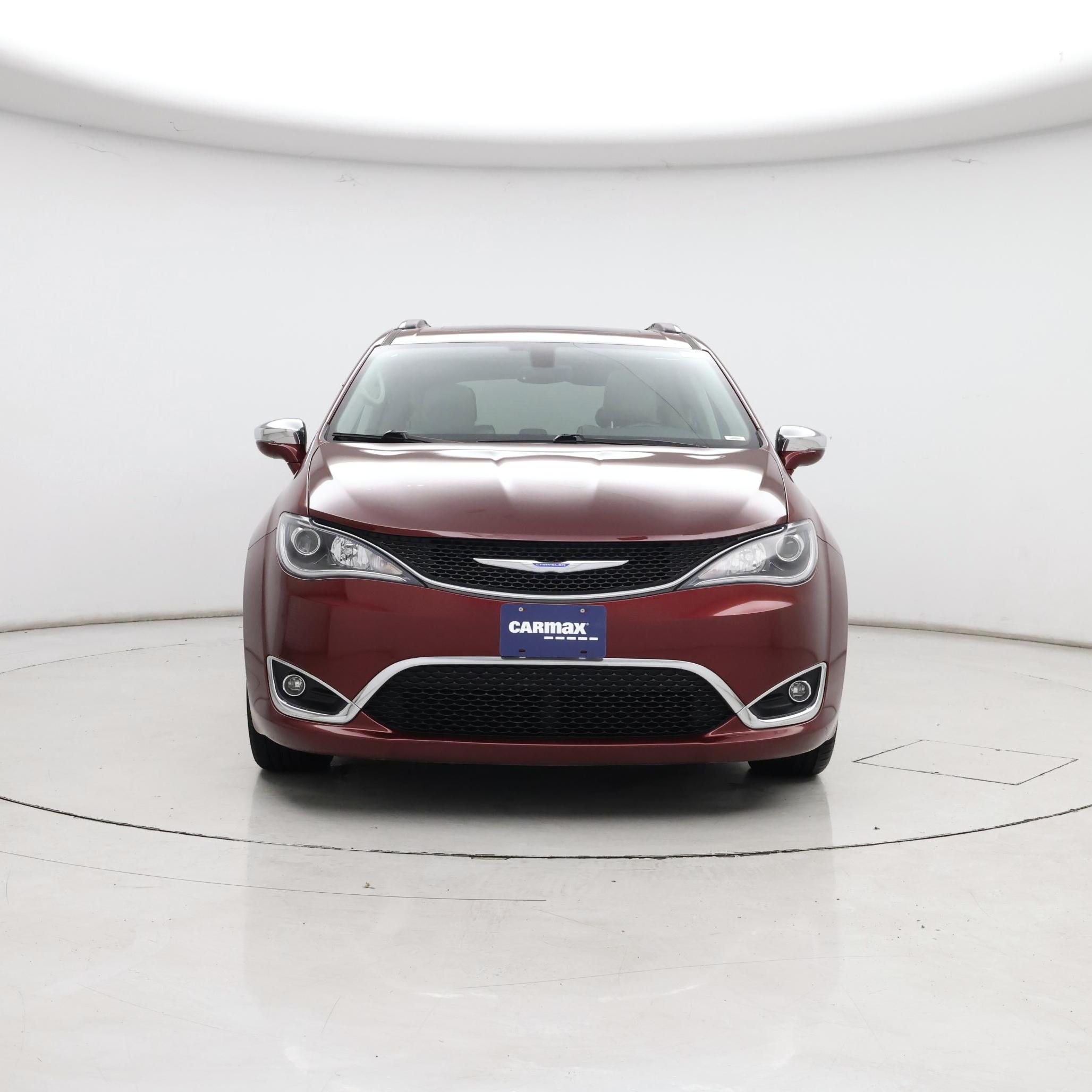 Thumbnail: 2018 Chrysler Pacifica - 5