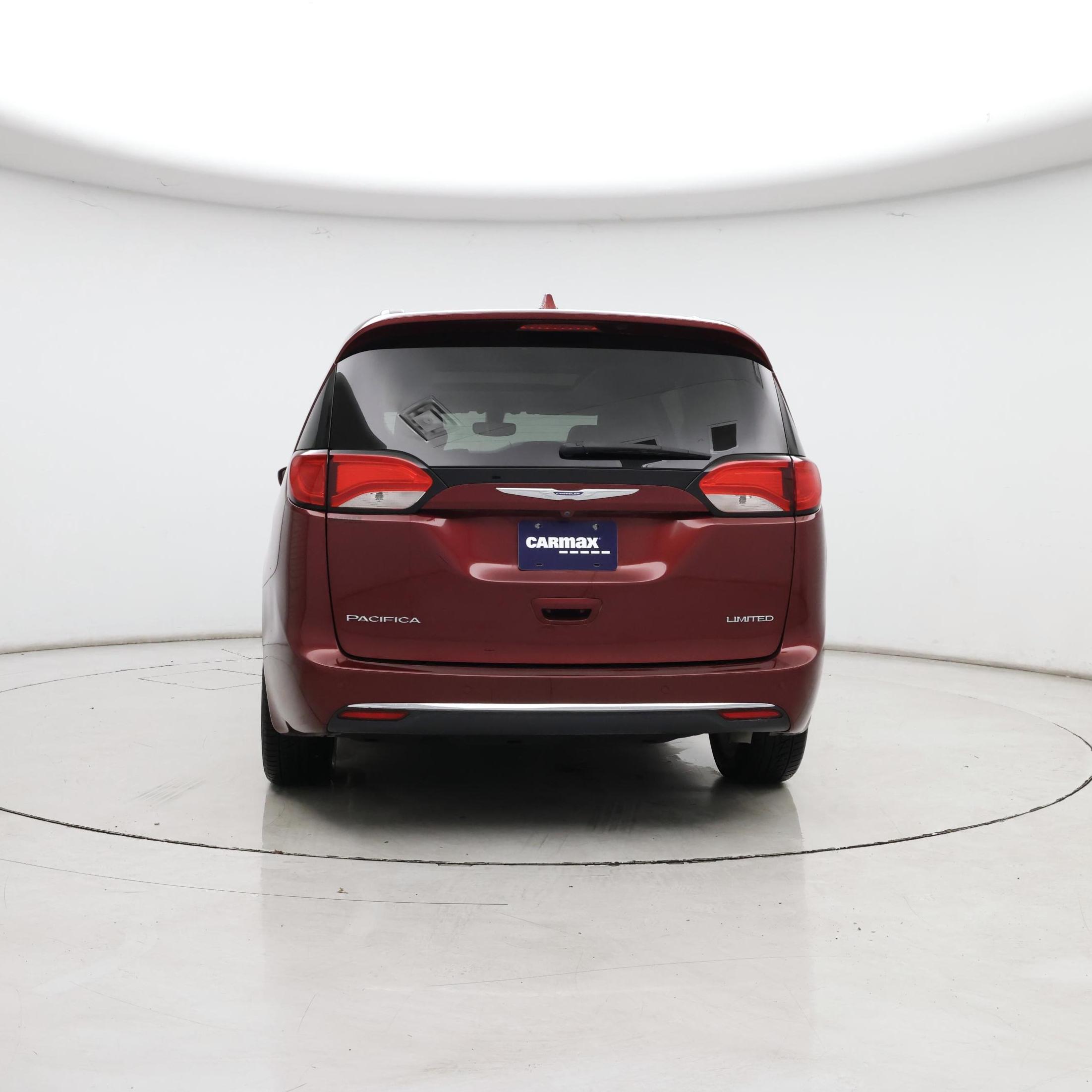 Thumbnail: 2018 Chrysler Pacifica - 6