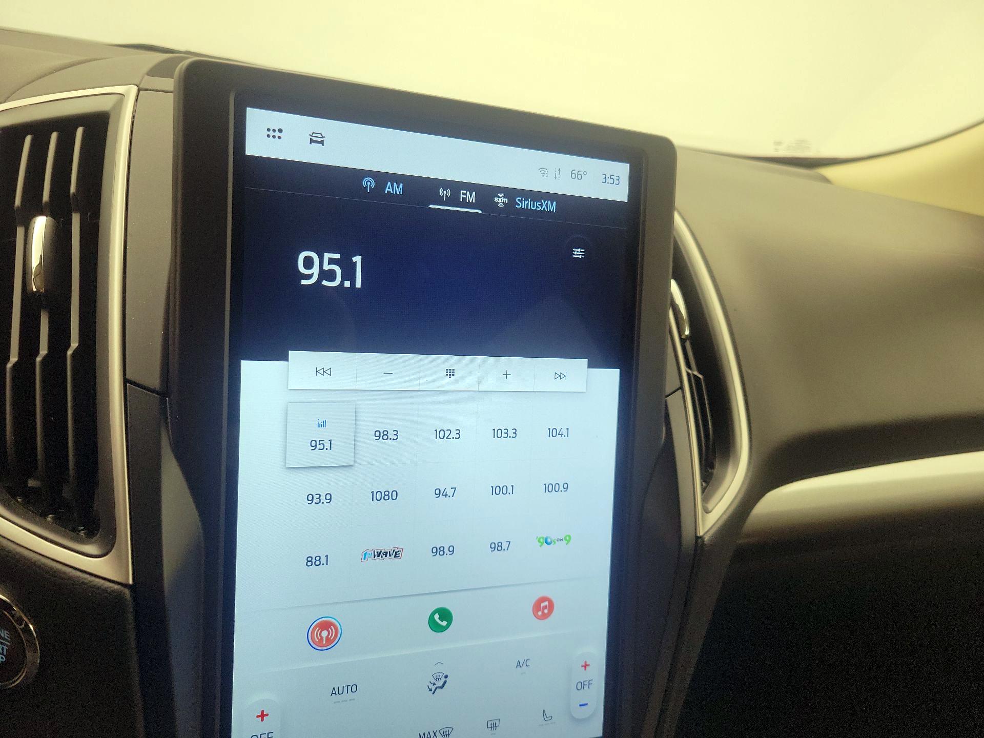 Thumbnail: 2024 Ford Edge - 15