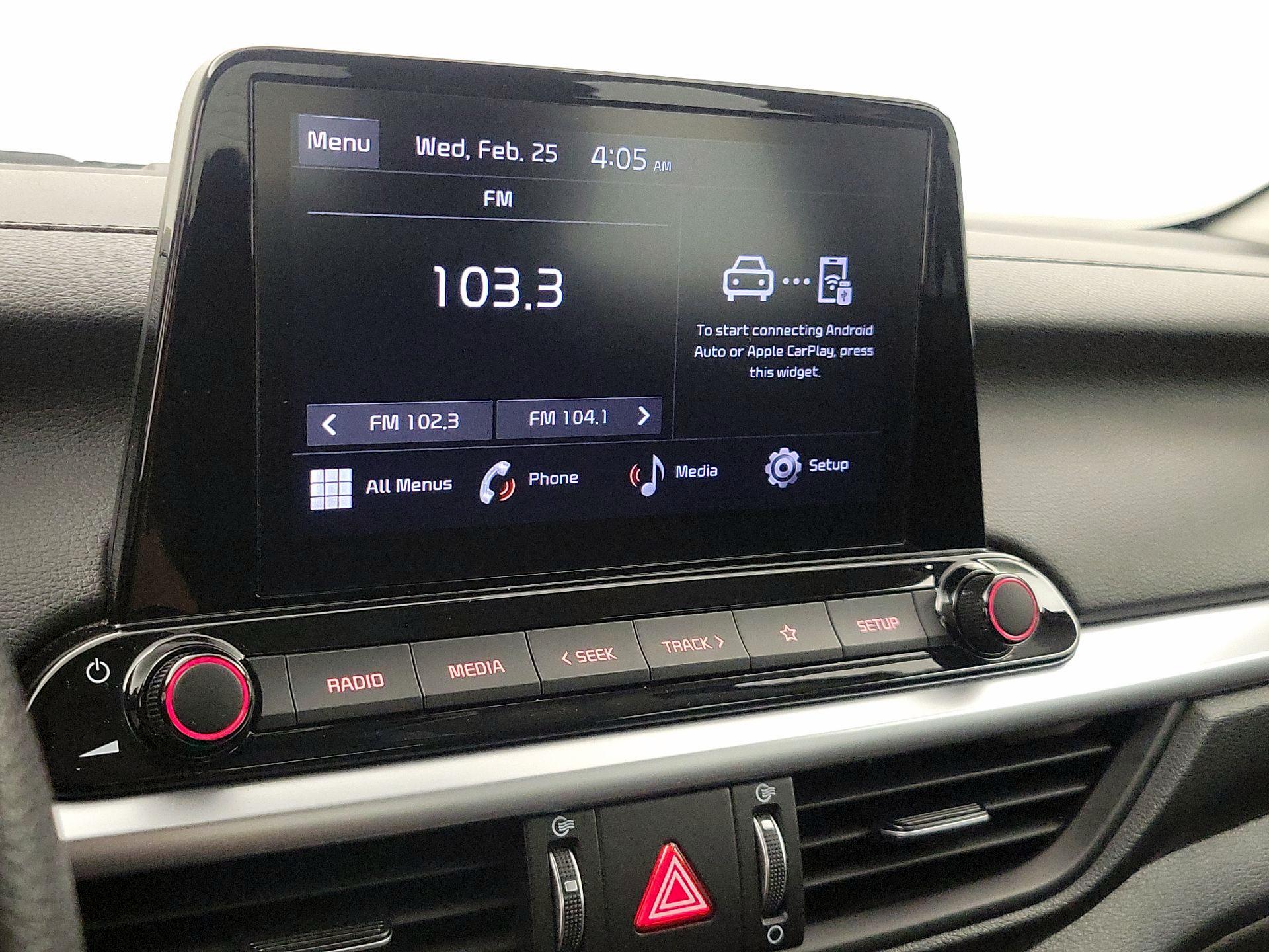 Thumbnail: 2024 Kia Forte - 15