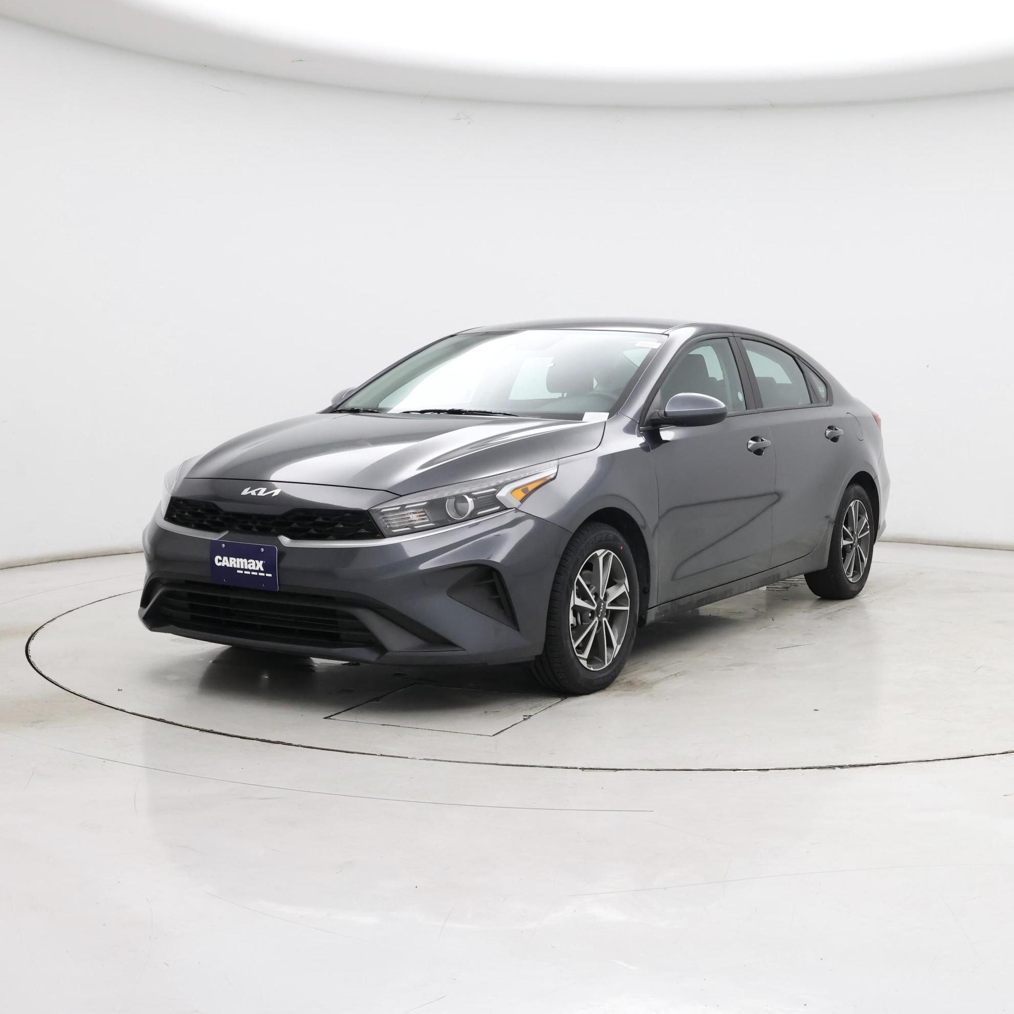 Thumbnail: 2024 Kia Forte - 4