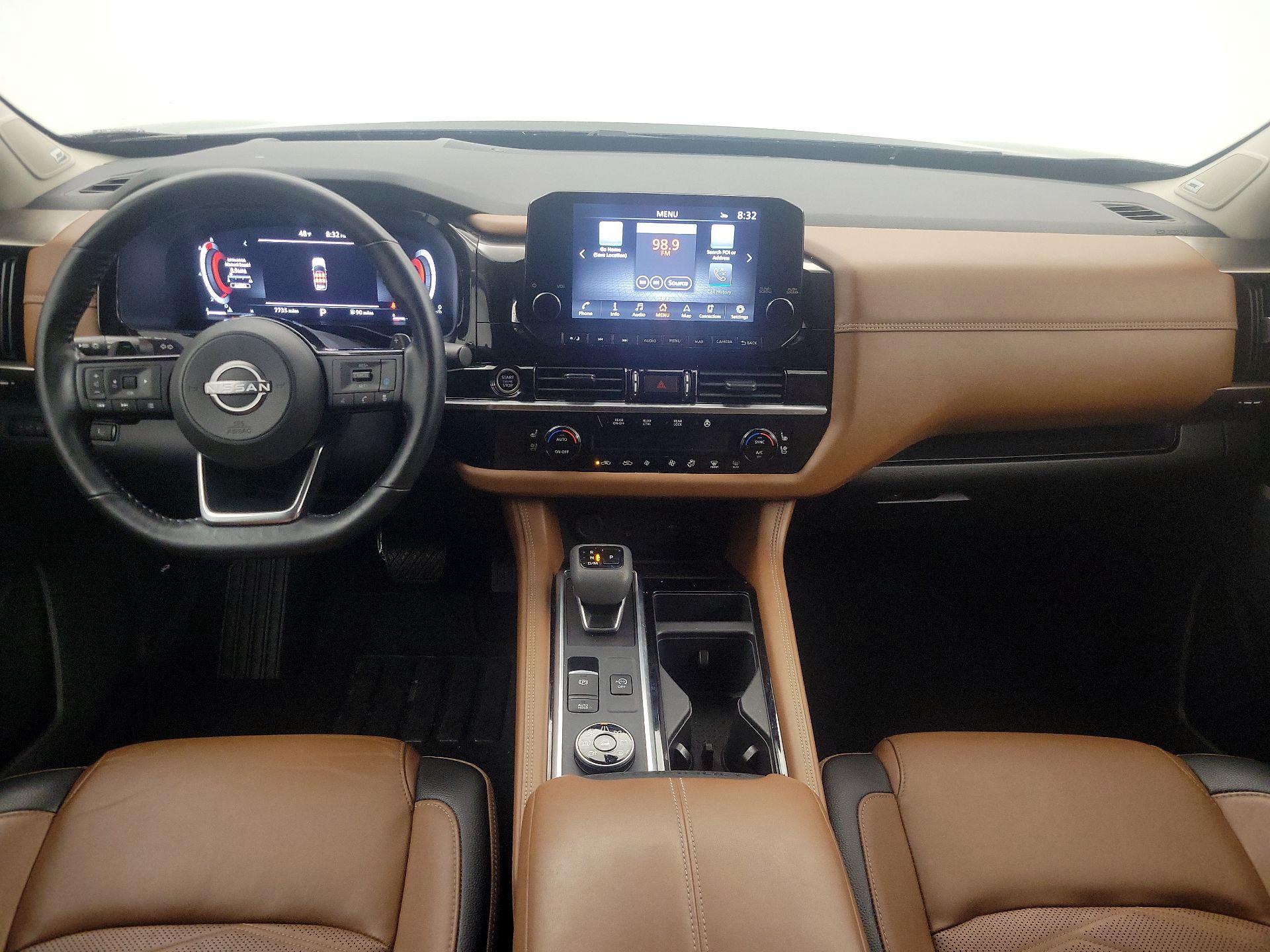 Thumbnail: 2023 Nissan Pathfinder - 9