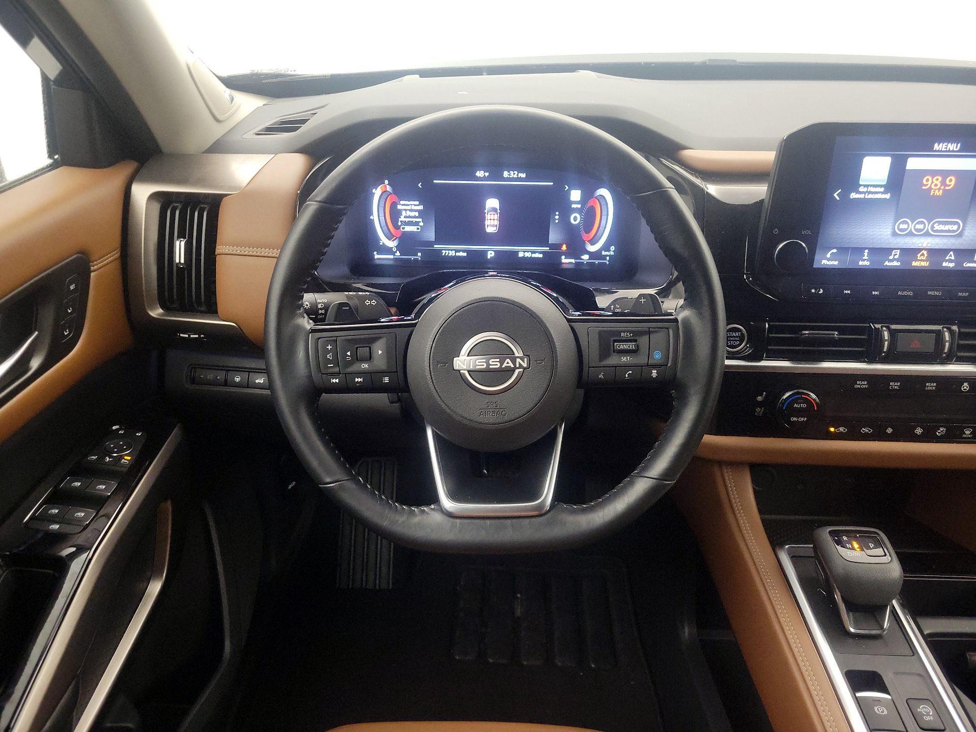 Thumbnail: 2023 Nissan Pathfinder - 10