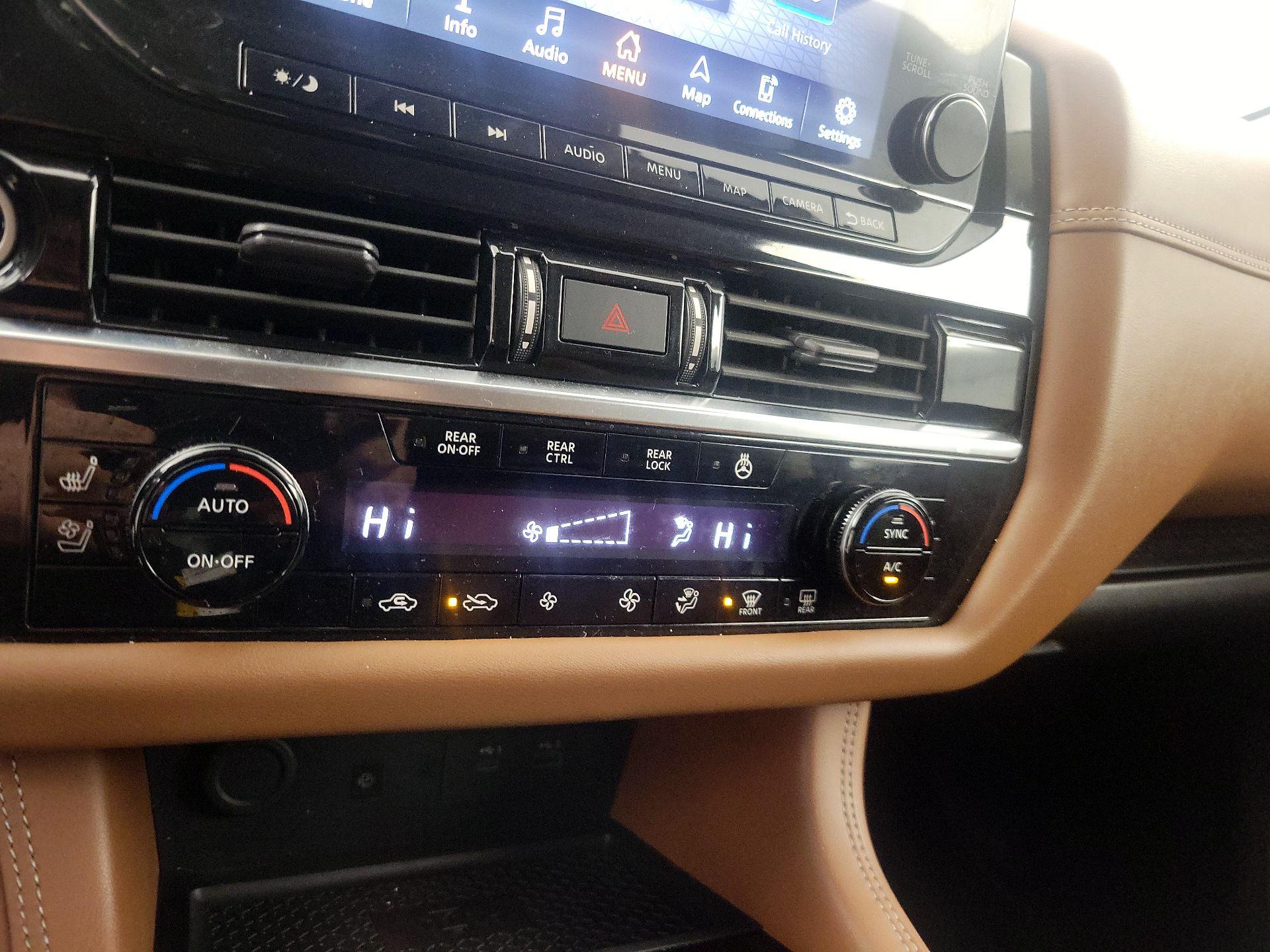 Thumbnail: 2023 Nissan Pathfinder - 17