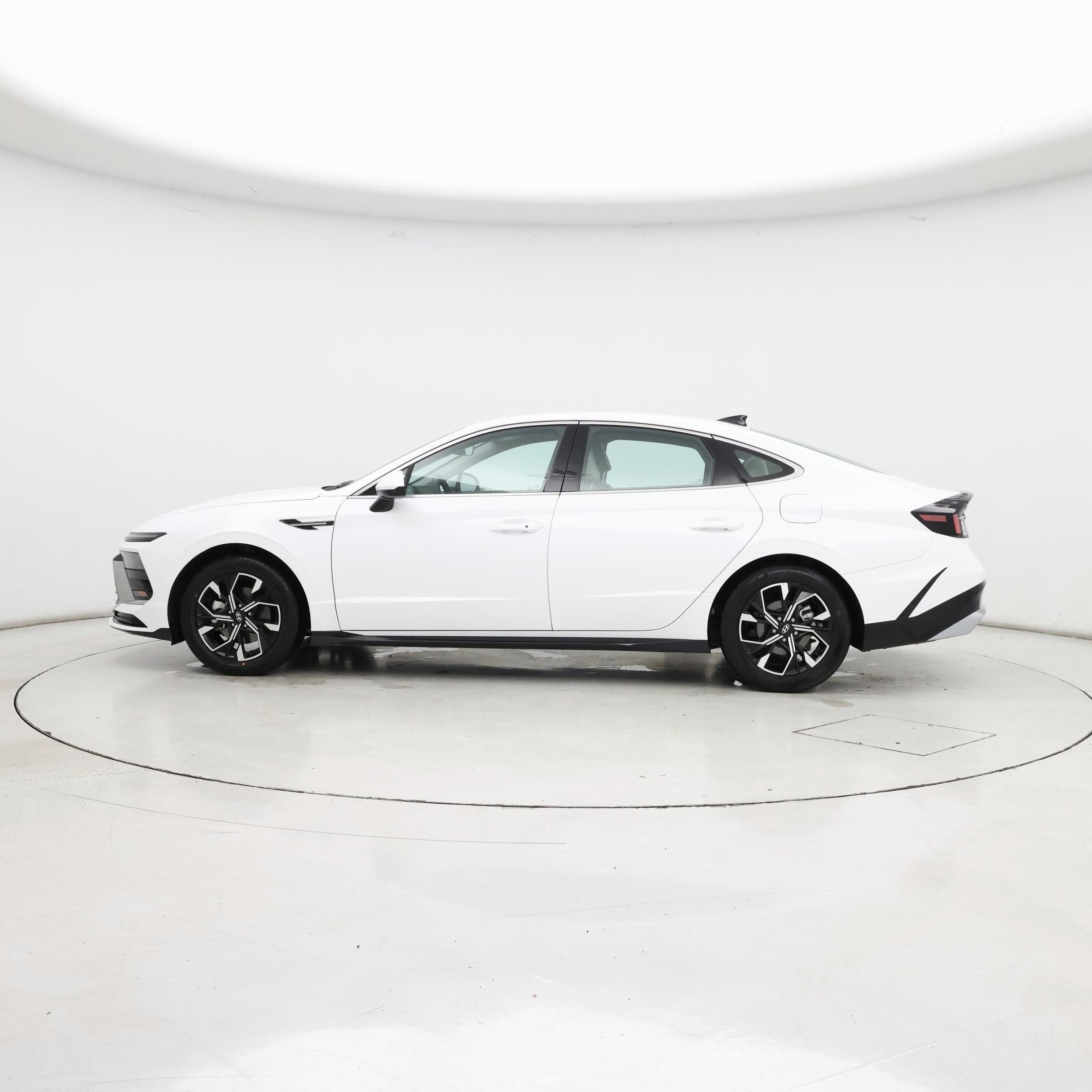 Thumbnail: 2025 Hyundai Sonata - 3